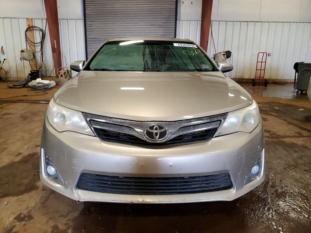 2013 Toyota Camry Xle Желто-коричневый vin: 4T4BF1FKXDR295291