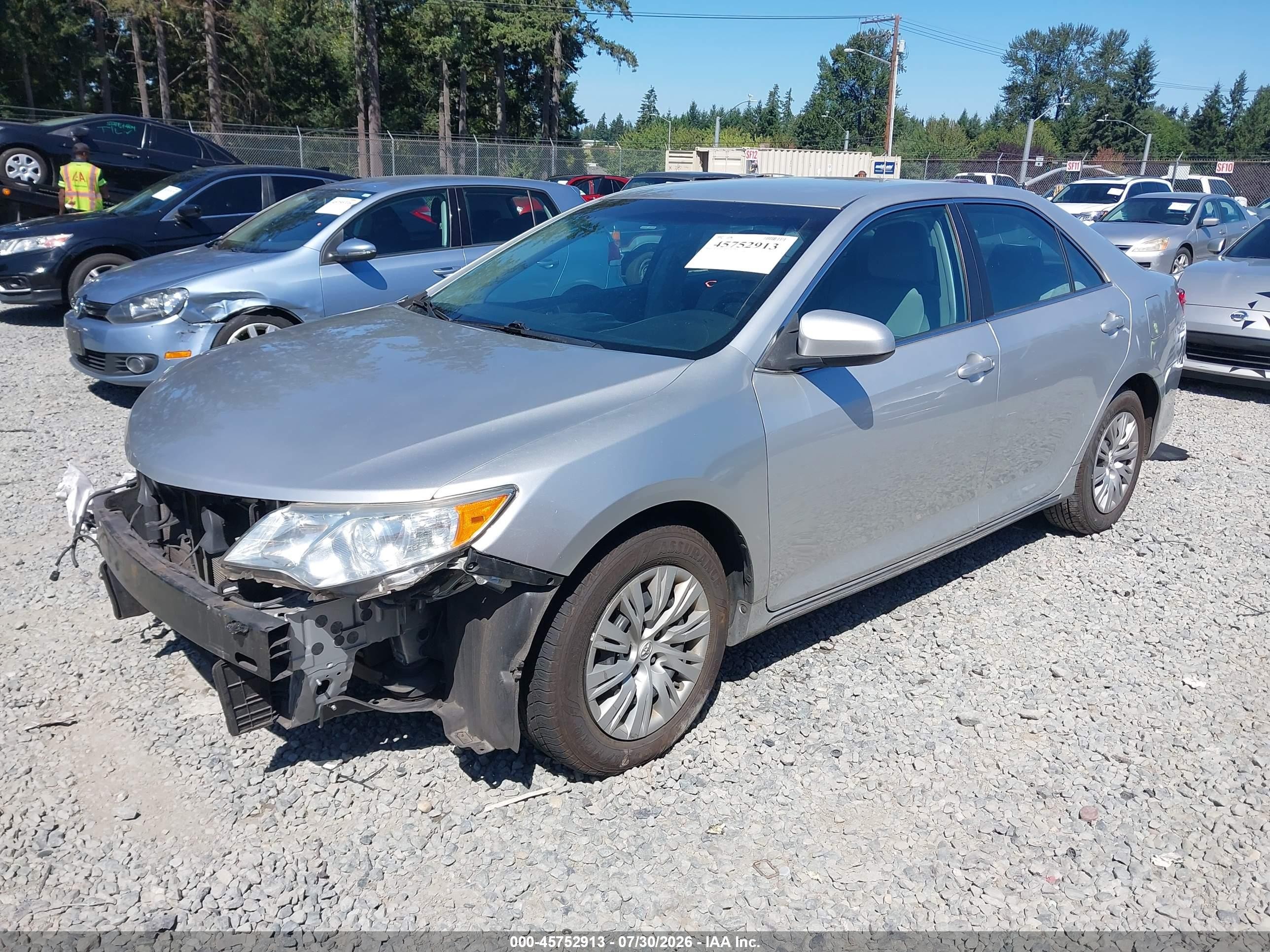 2013 Toyota Camry Le Silver vin: 4T4BF1FKXDR295355