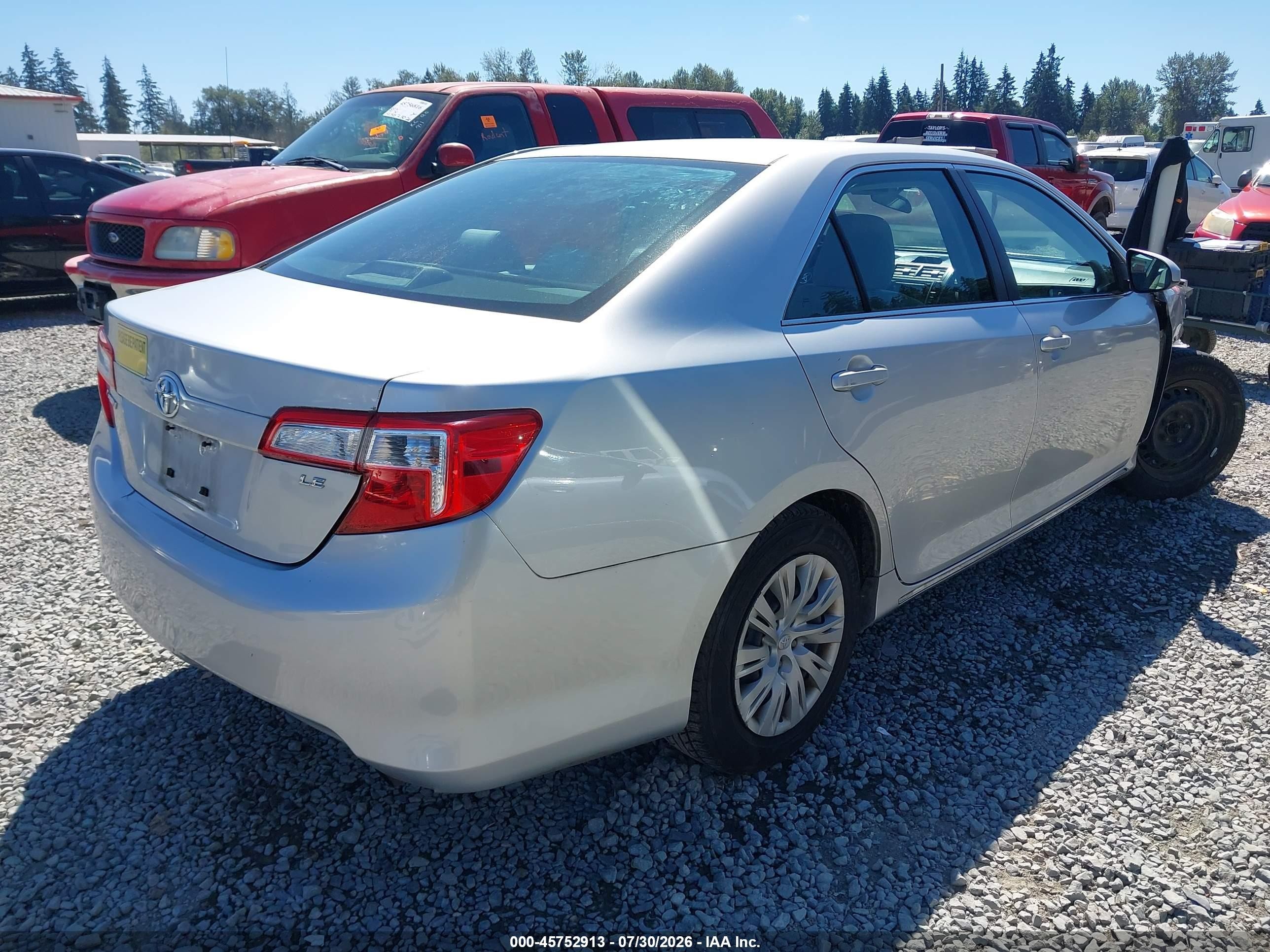 2013 Toyota Camry Le Silver vin: 4T4BF1FKXDR295355
