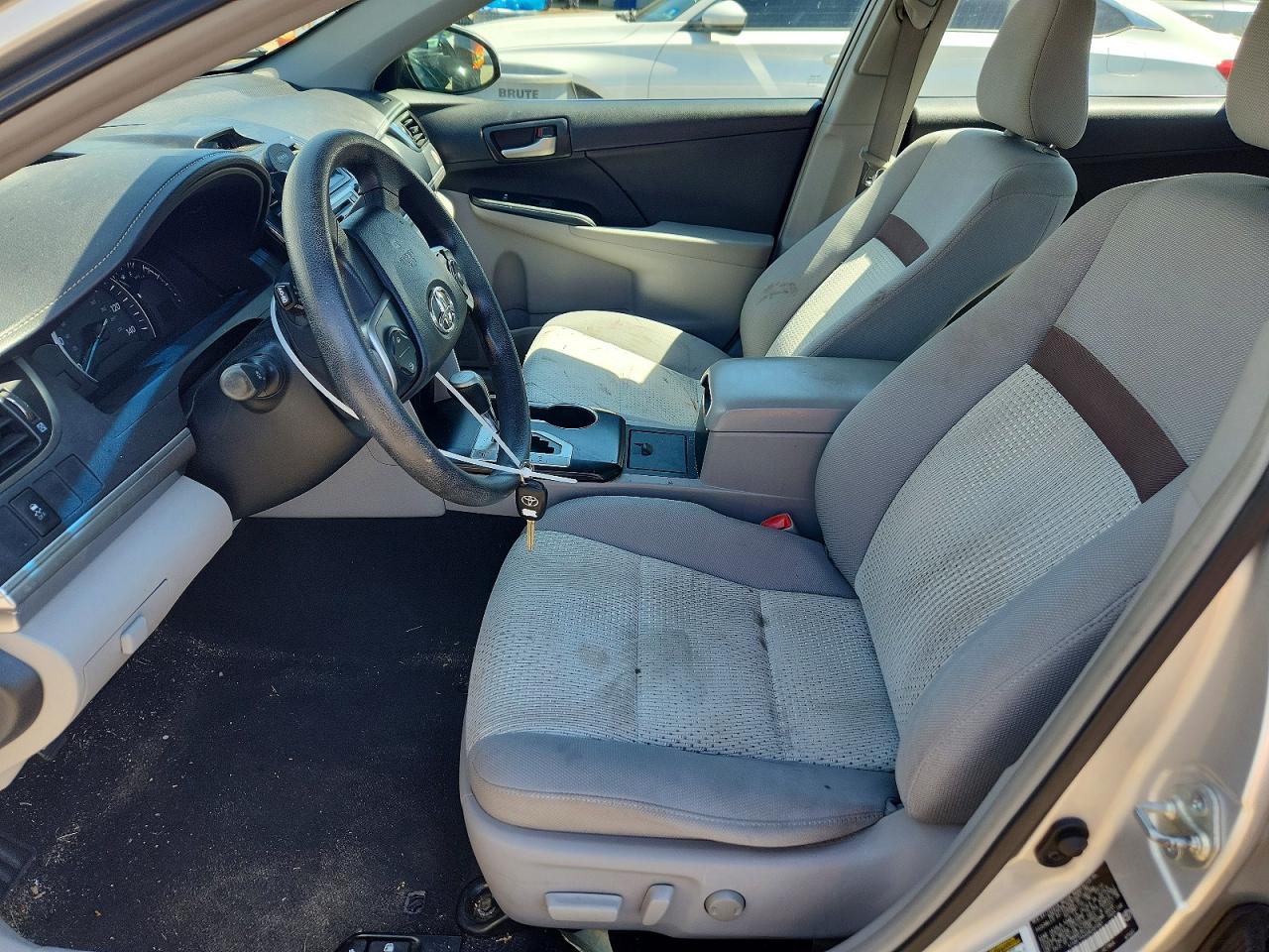 2013 Toyota Camry Le Silver vin: 4T4BF1FKXDR297087