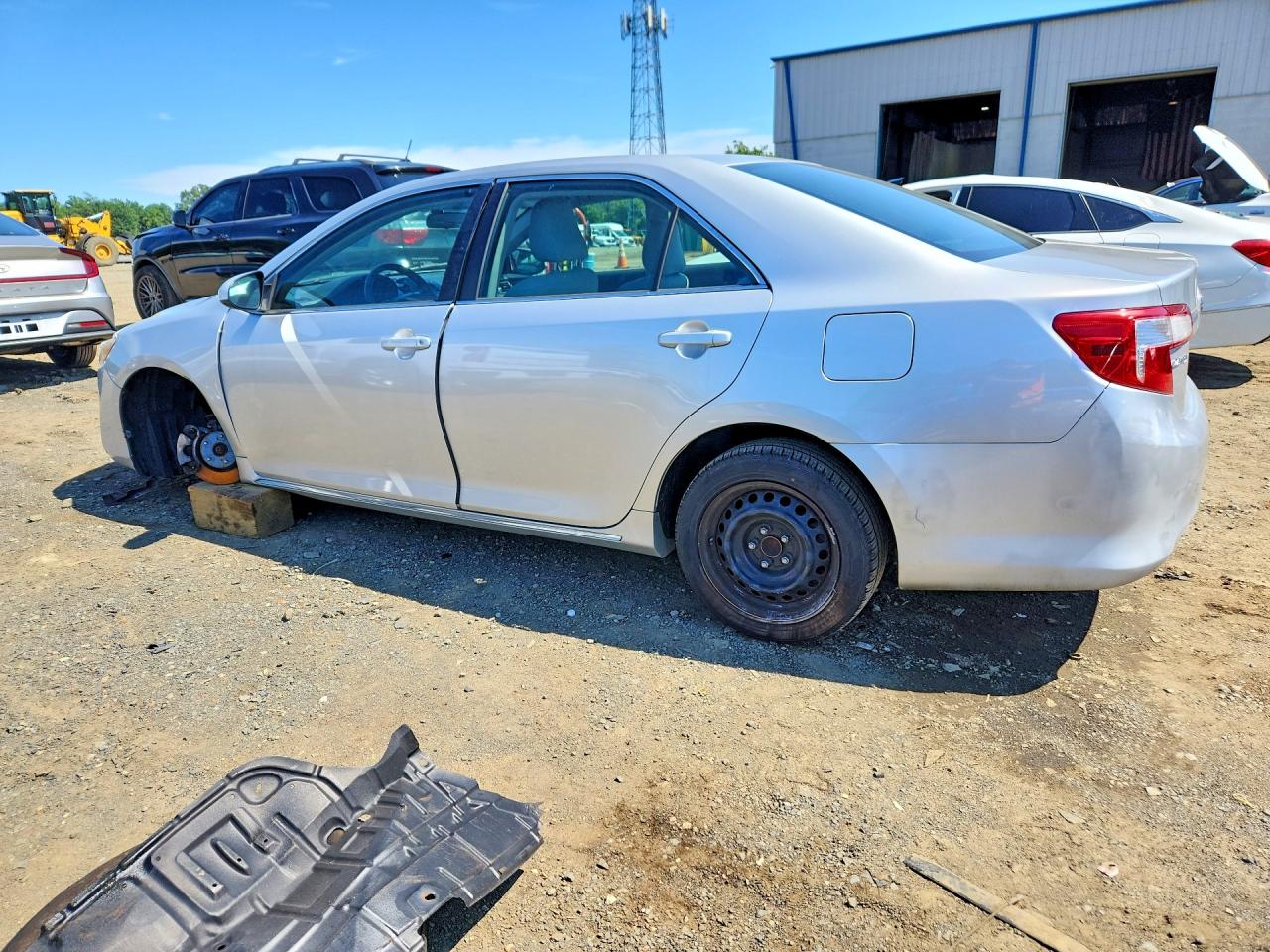2013 Toyota Camry Le Silver vin: 4T4BF1FKXDR297087