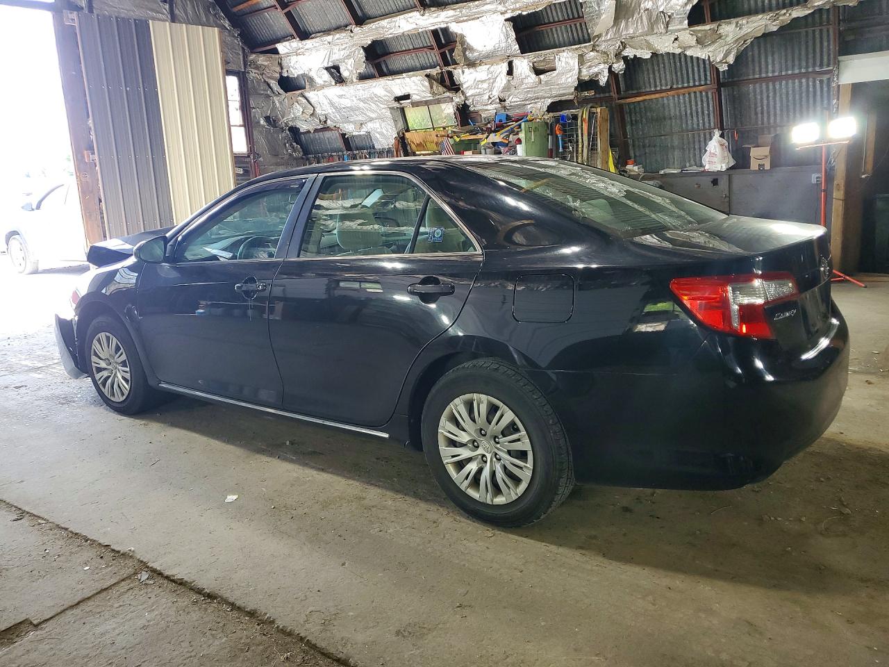 2013 Toyota Camry Le Black vin: 4T4BF1FKXDR319072