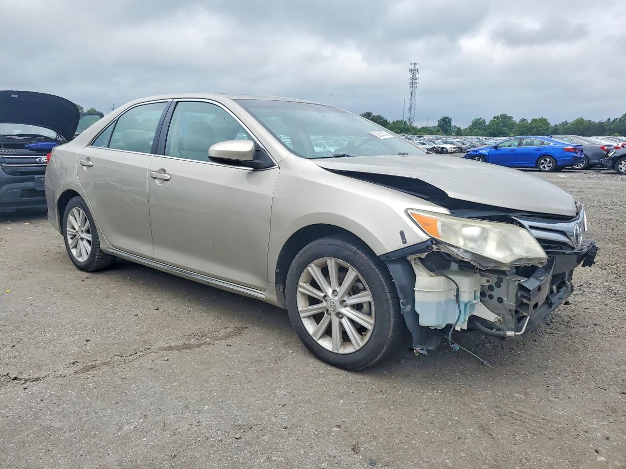 2013 Toyota Camry Xle Серебряный vin: 4T4BF1FKXDR321520