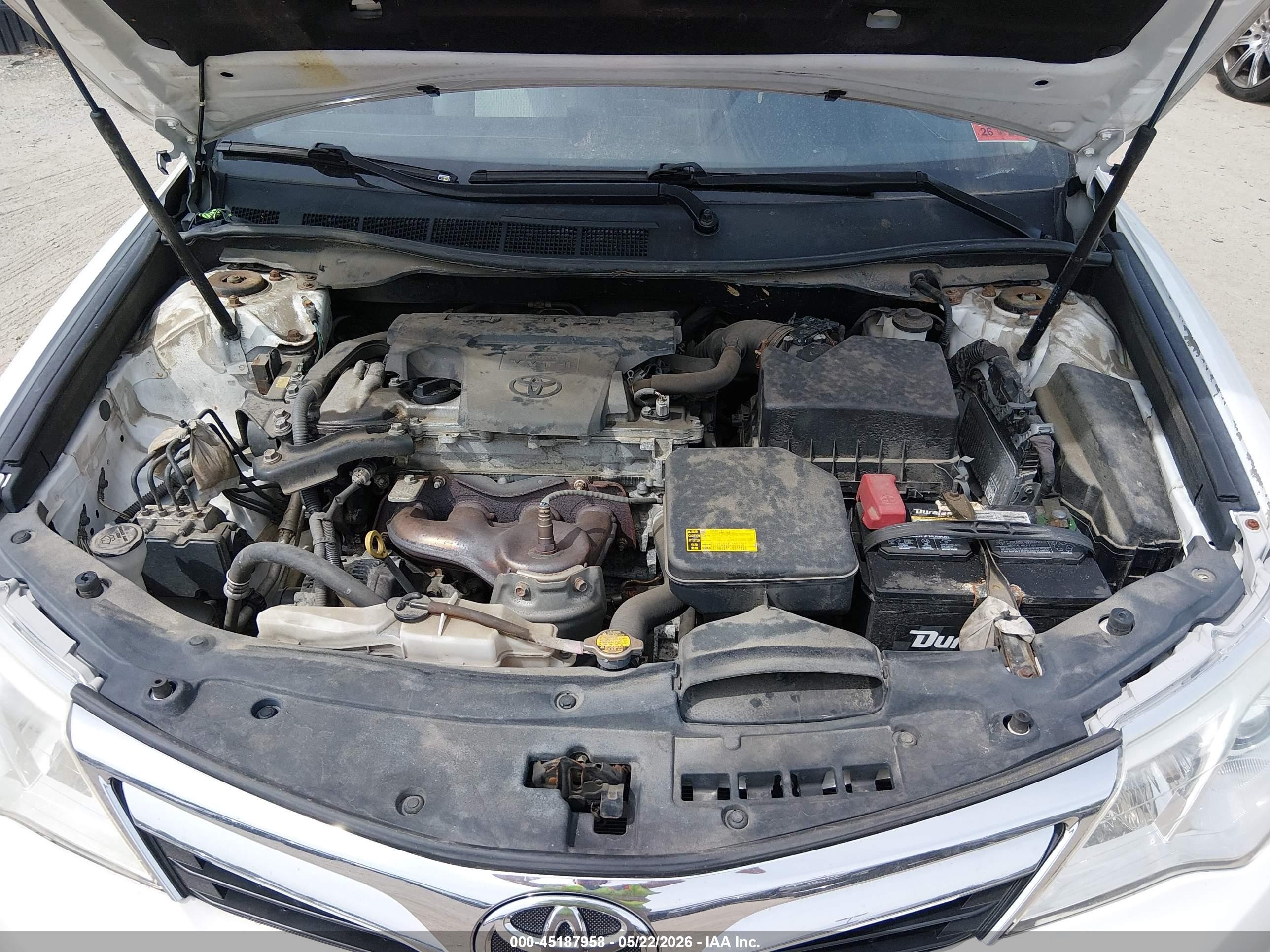 2013 Toyota Camry Xle White vin: 4T4BF1FKXDR327348