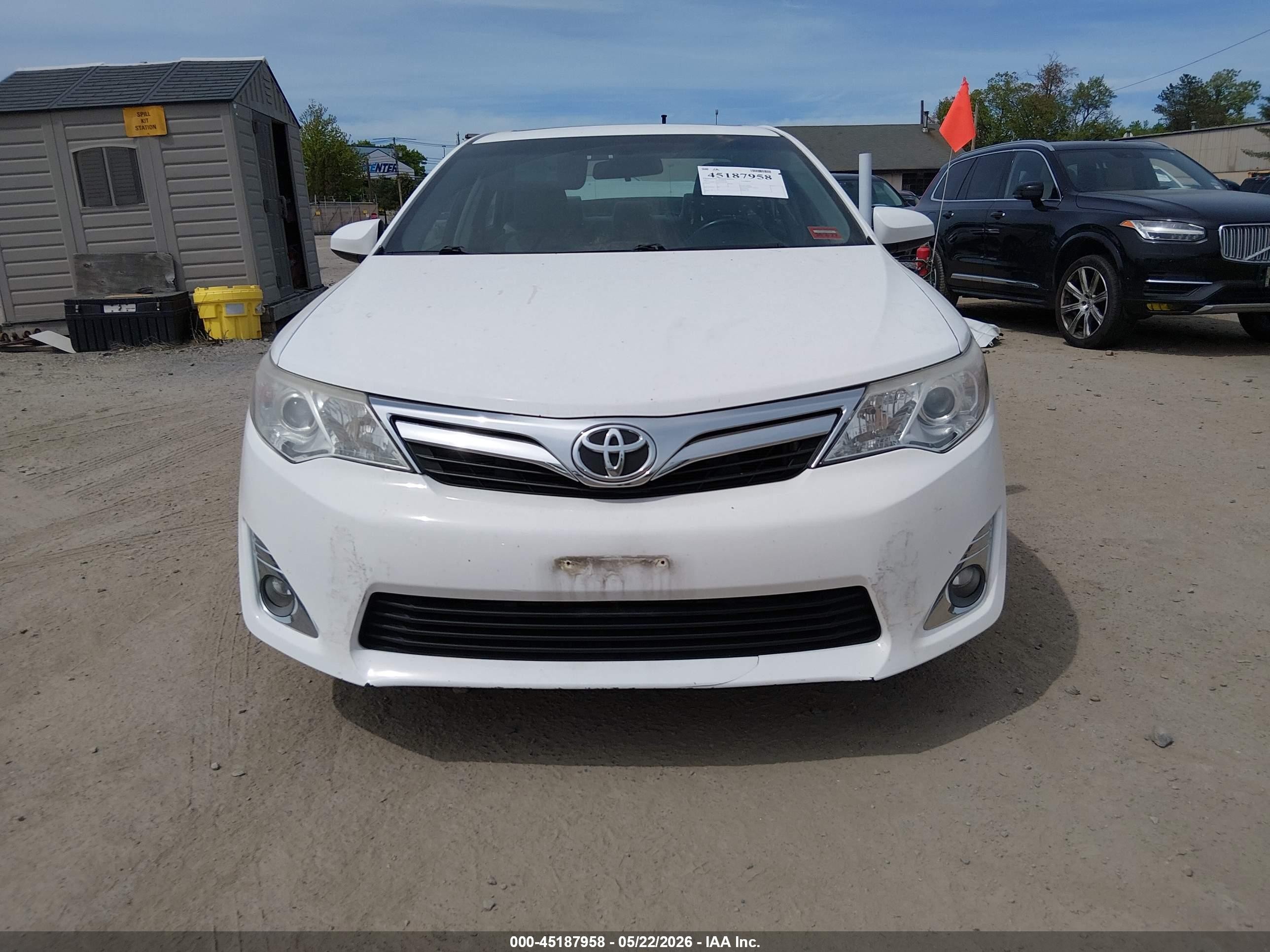 2013 Toyota Camry Xle White vin: 4T4BF1FKXDR327348