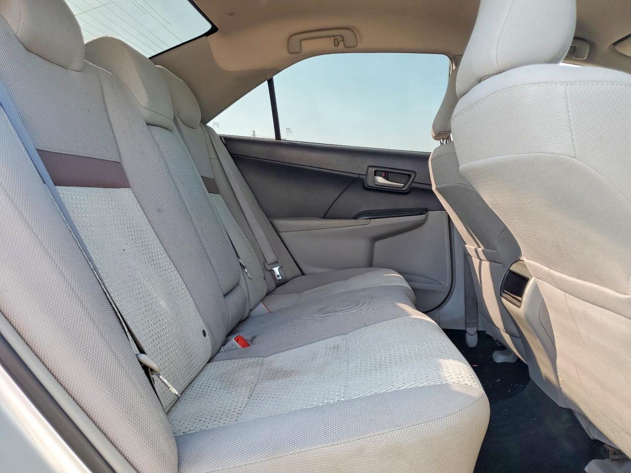 2013 Toyota Camry Le Серебряный vin: 4T4BF1FKXDR328824