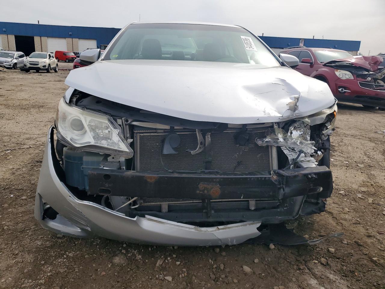 2014 Toyota Camry Le Silver vin: 4T4BF1FKXER351165