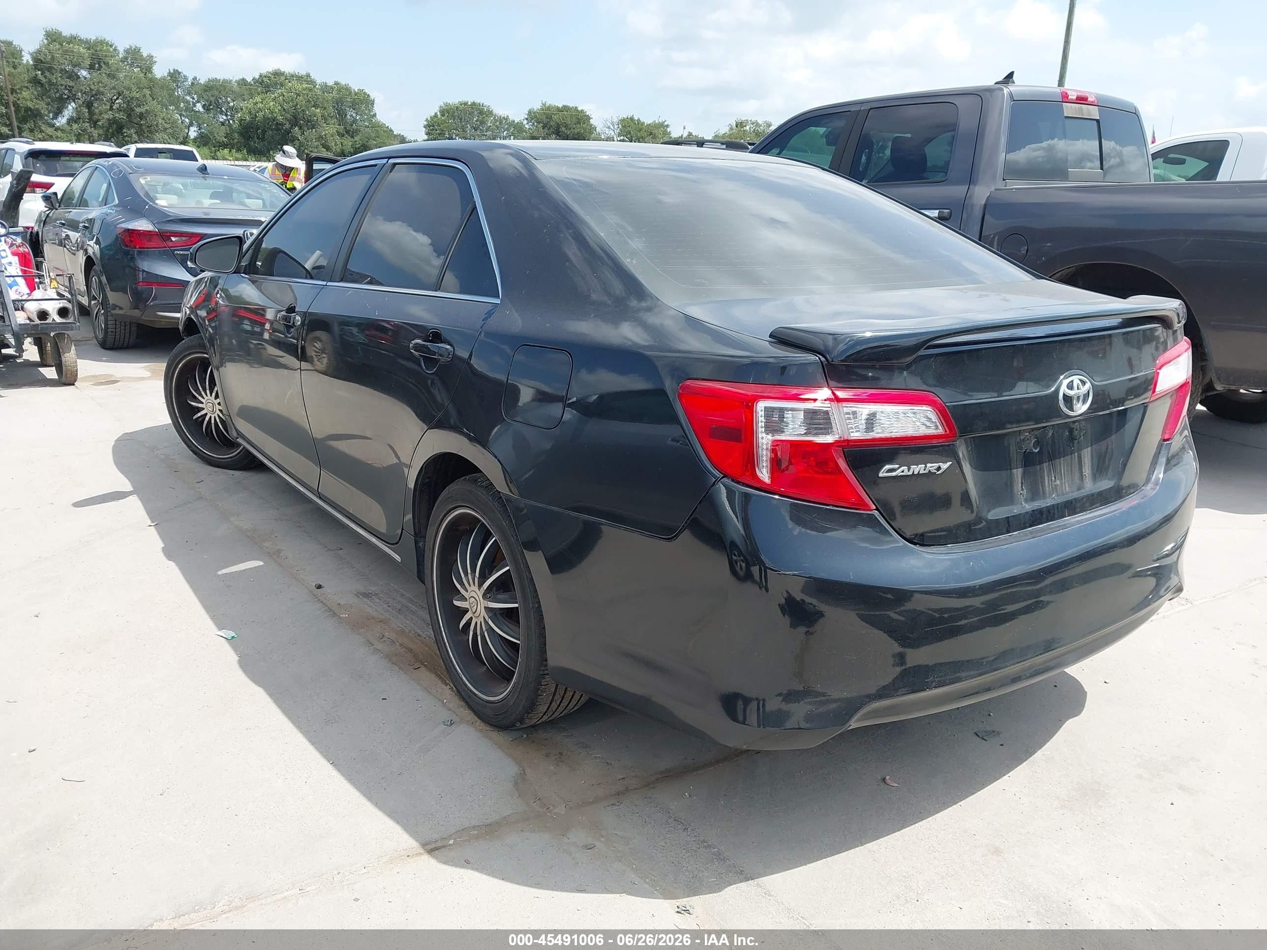 2014 Toyota Camry Le Black vin: 4T4BF1FKXER352722