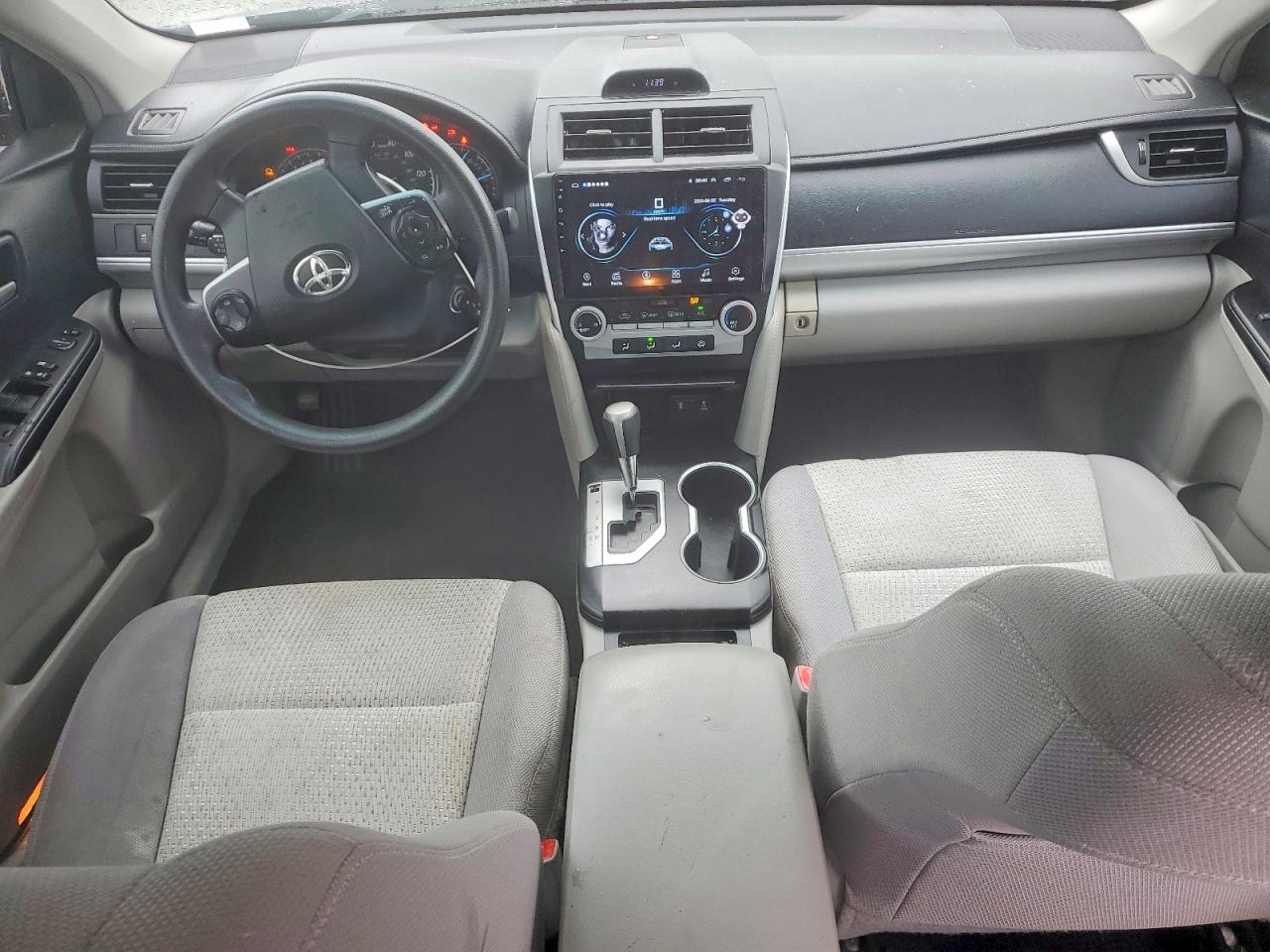 2014 Toyota Camry Le Gray vin: 4T4BF1FKXER375336