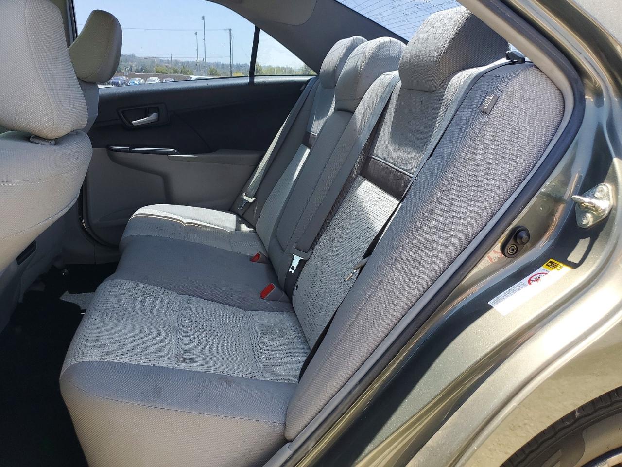 2014 Toyota Camry Le Gray vin: 4T4BF1FKXER380696