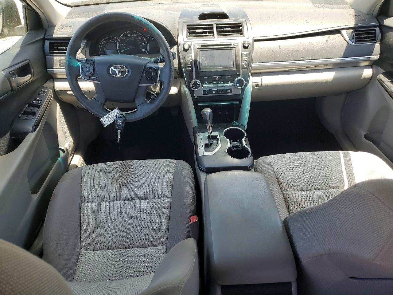 2014 Toyota Camry Le Gray vin: 4T4BF1FKXER380696