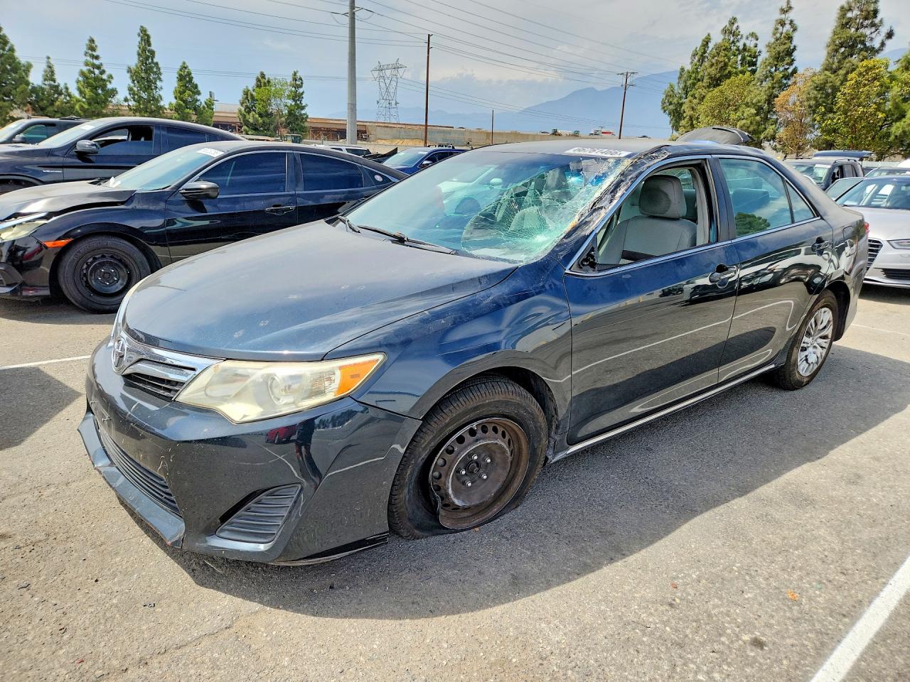 2014 Toyota Camry Le Black vin: 4T4BF1FKXER390581