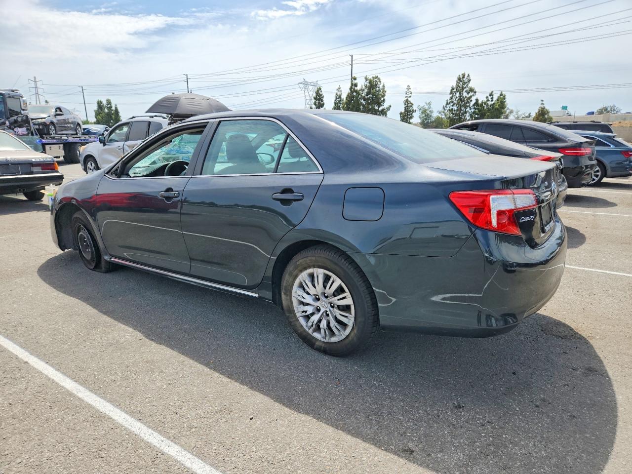 2014 Toyota Camry Le Black vin: 4T4BF1FKXER390581