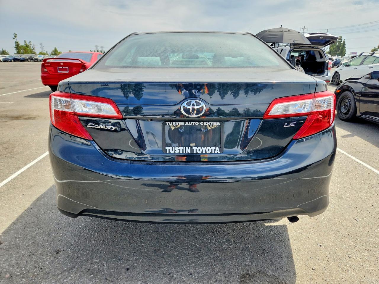 2014 Toyota Camry Le Black vin: 4T4BF1FKXER390581