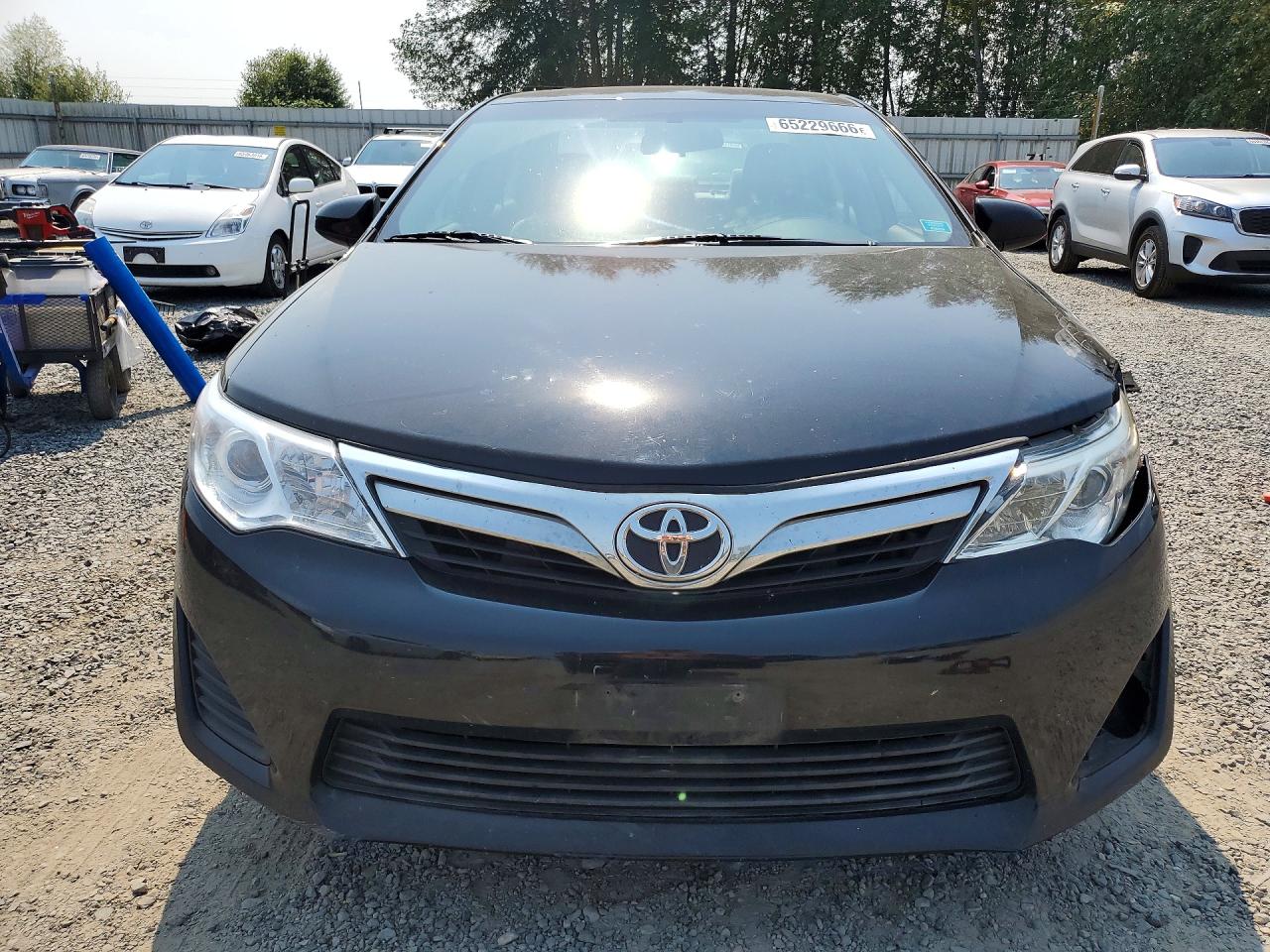 2014 Toyota Camry Le Black vin: 4T4BF1FKXER402986
