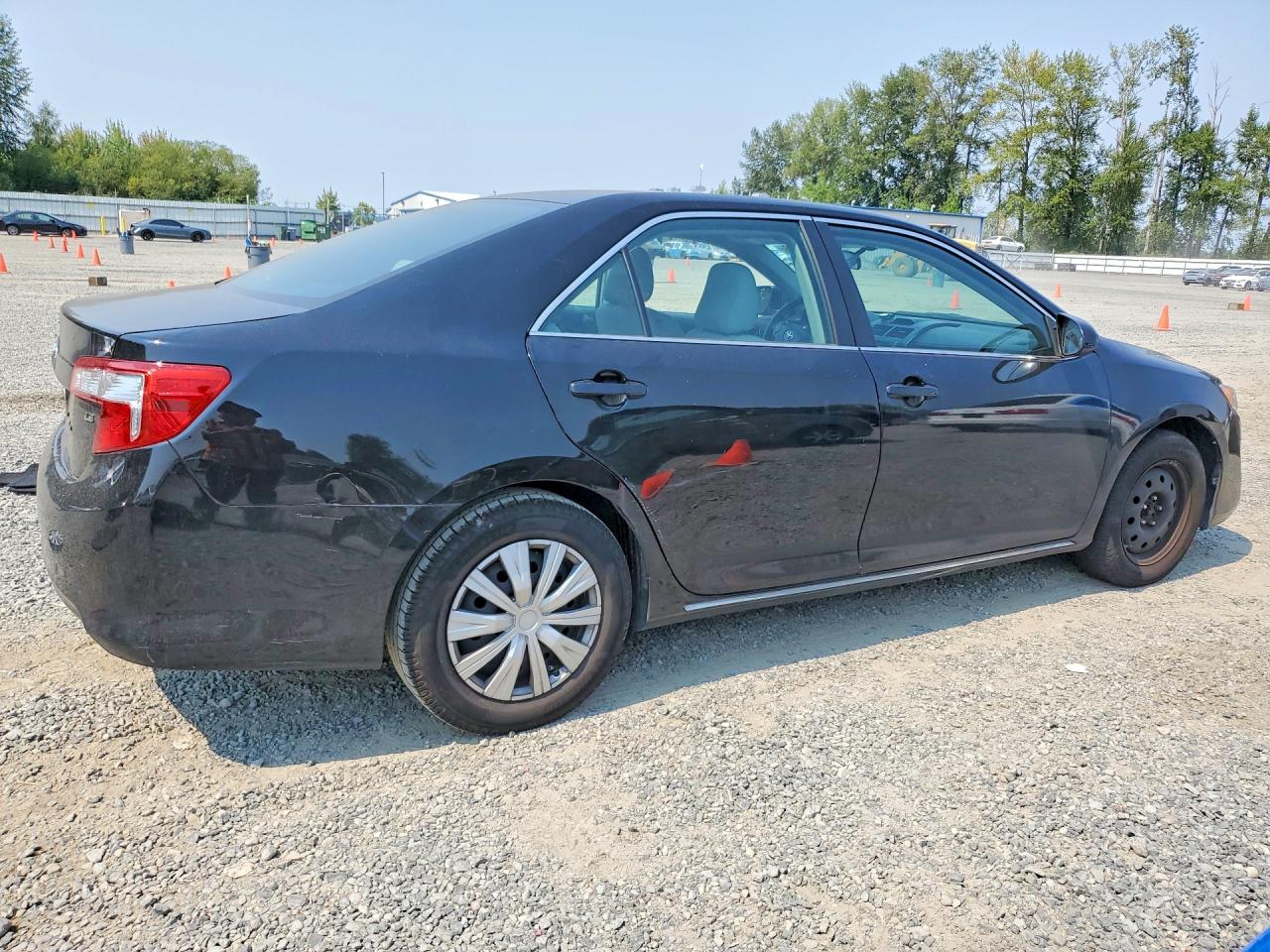 2014 Toyota Camry Le Black vin: 4T4BF1FKXER402986