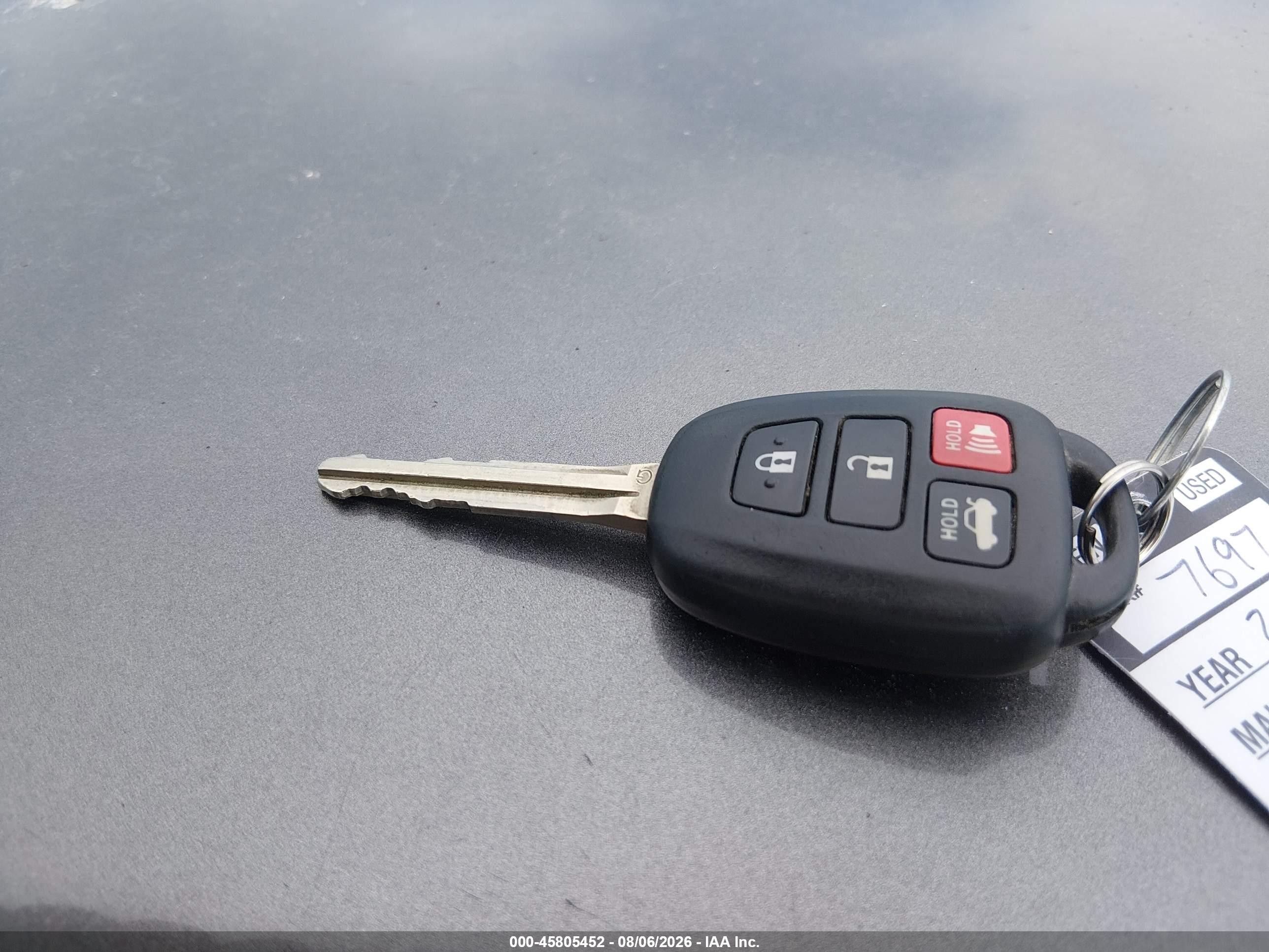 2014 Toyota Camry Le Gray vin: 4T4BF1FKXER406035