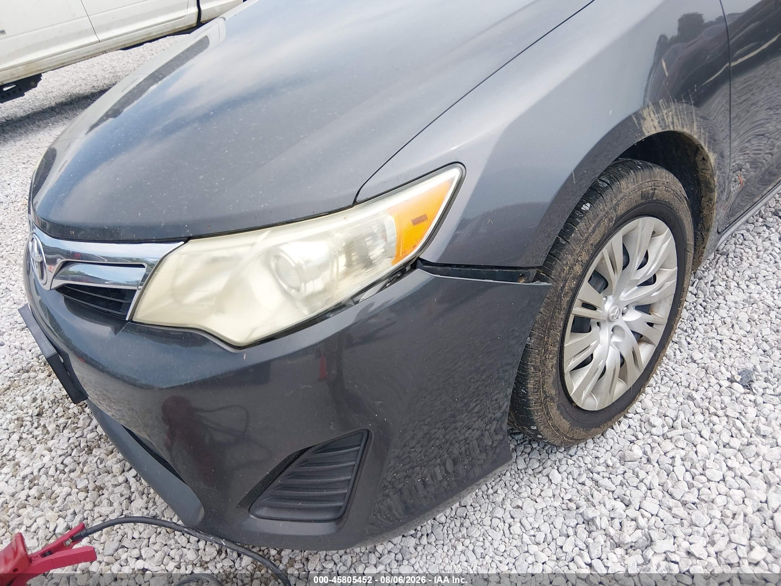2014 Toyota Camry Le Gray vin: 4T4BF1FKXER406035