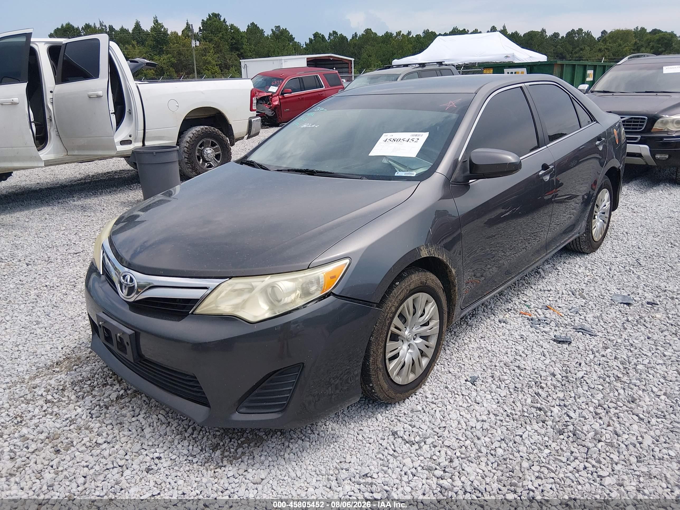 2014 Toyota Camry Le Gray vin: 4T4BF1FKXER406035
