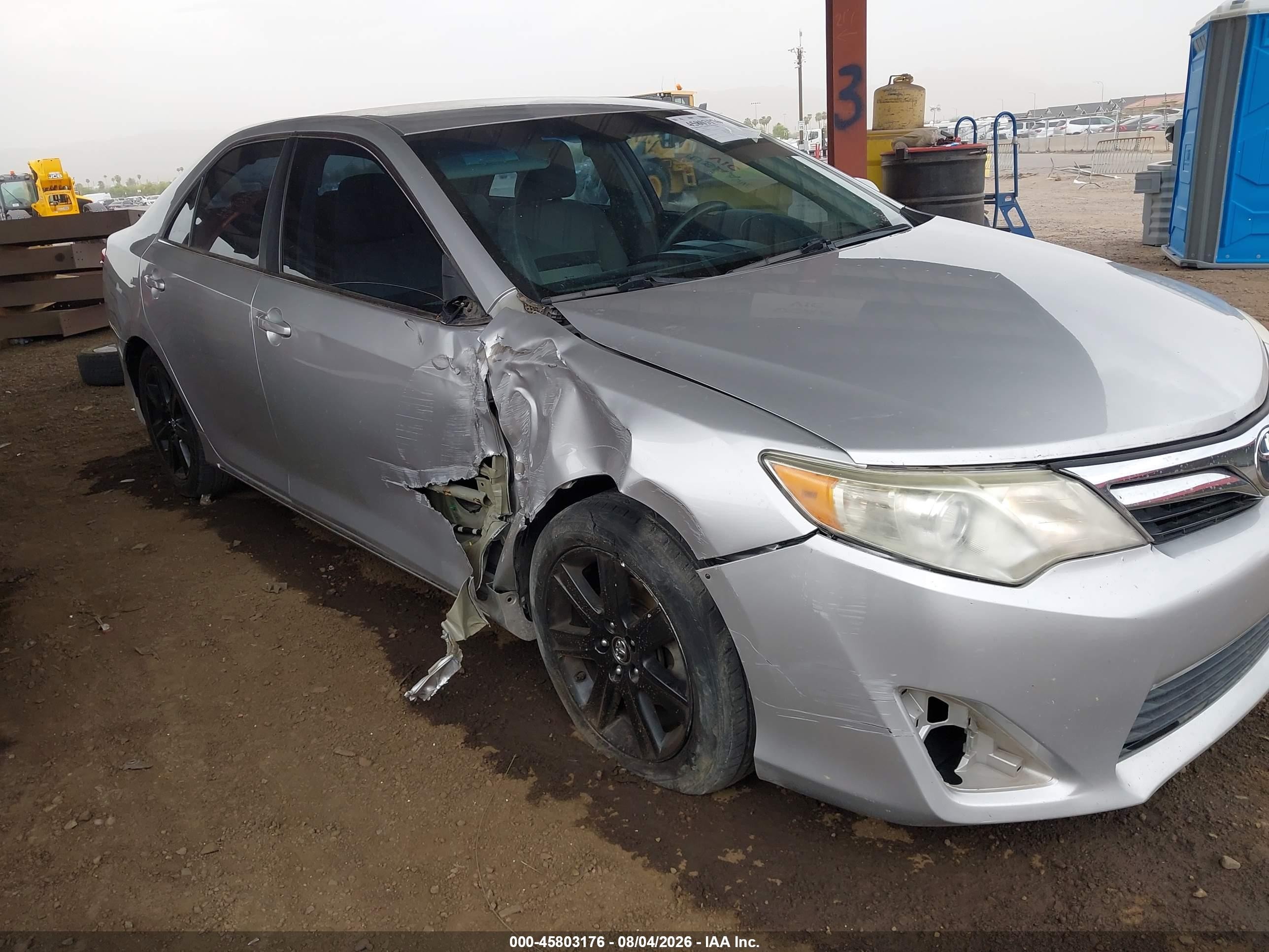 2014 Toyota Camry Le Silver vin: 4T4BF1FKXER419996