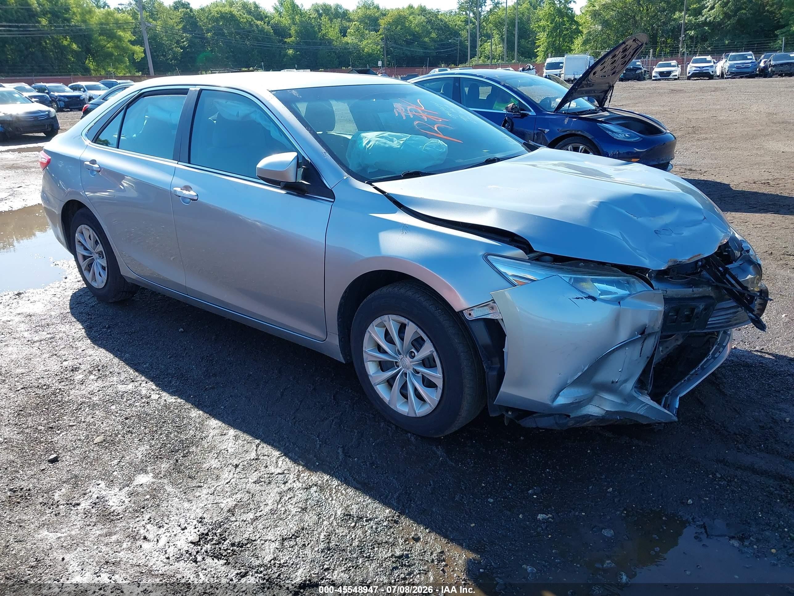 2015 Toyota Camry Le Silver vin: 4T4BF1FKXFR469444