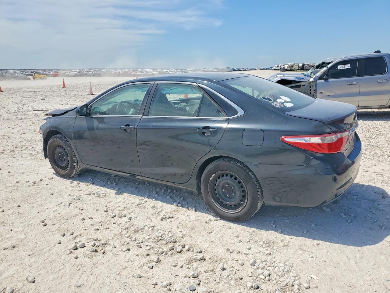 2015 Toyota Camry Le Charcoal vin: 4T4BF1FKXFR469556