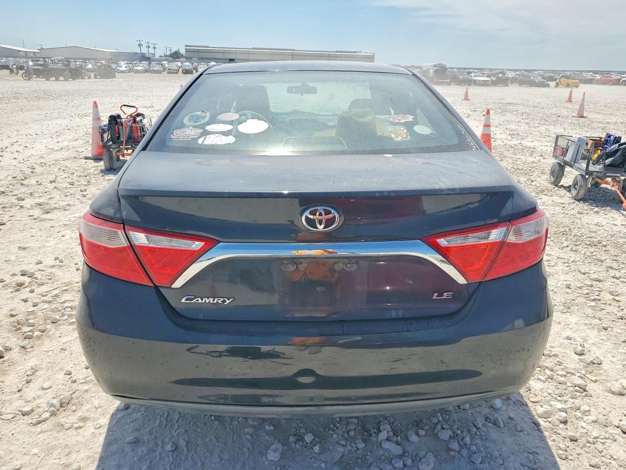 2015 Toyota Camry Le Charcoal vin: 4T4BF1FKXFR469556