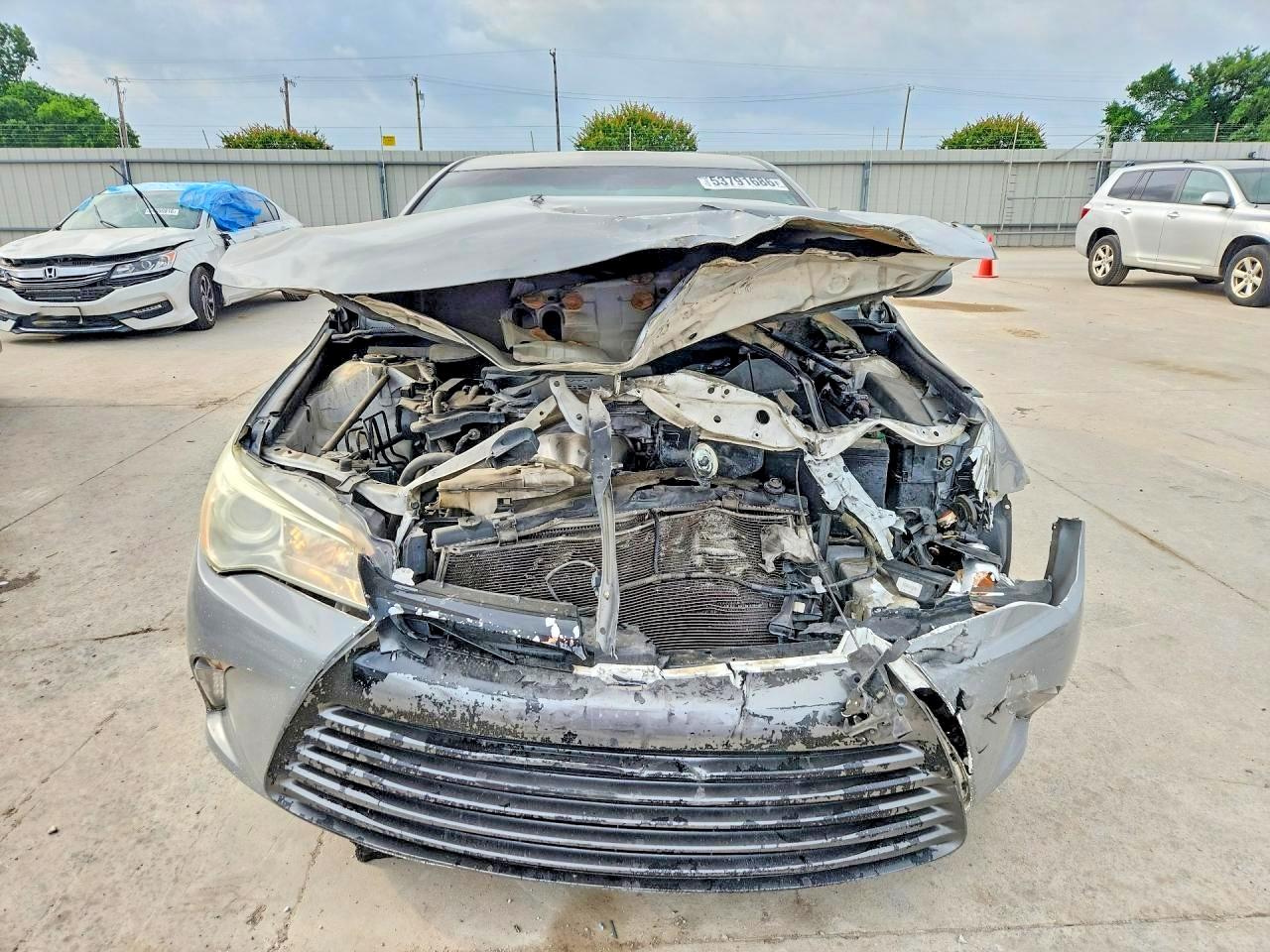 2015 Toyota Camry Le Gray vin: 4T4BF1FKXFR489144