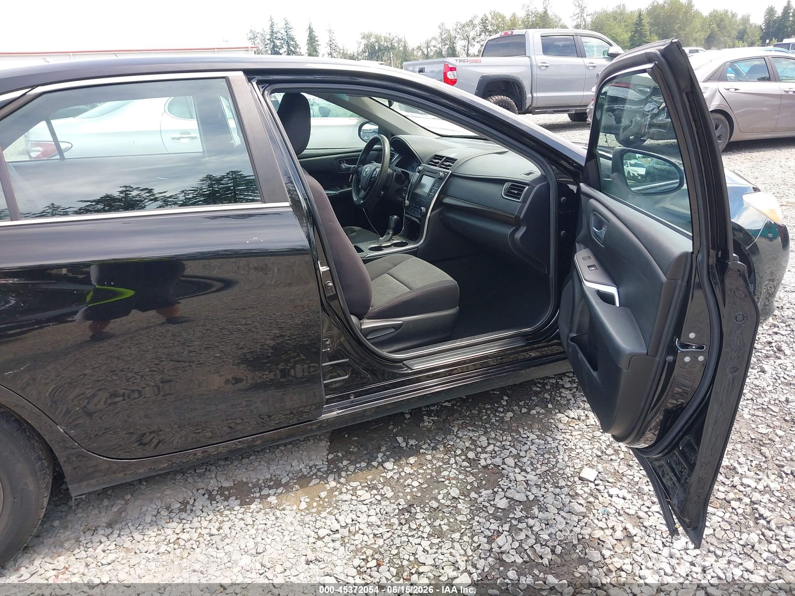 2015 Toyota Camry Le Black vin: 4T4BF1FKXFR490763
