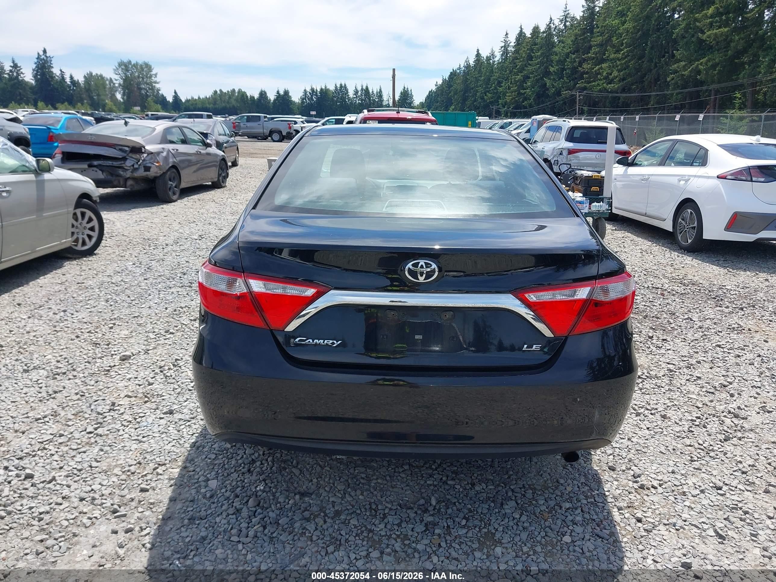 2015 Toyota Camry Le Black vin: 4T4BF1FKXFR490763