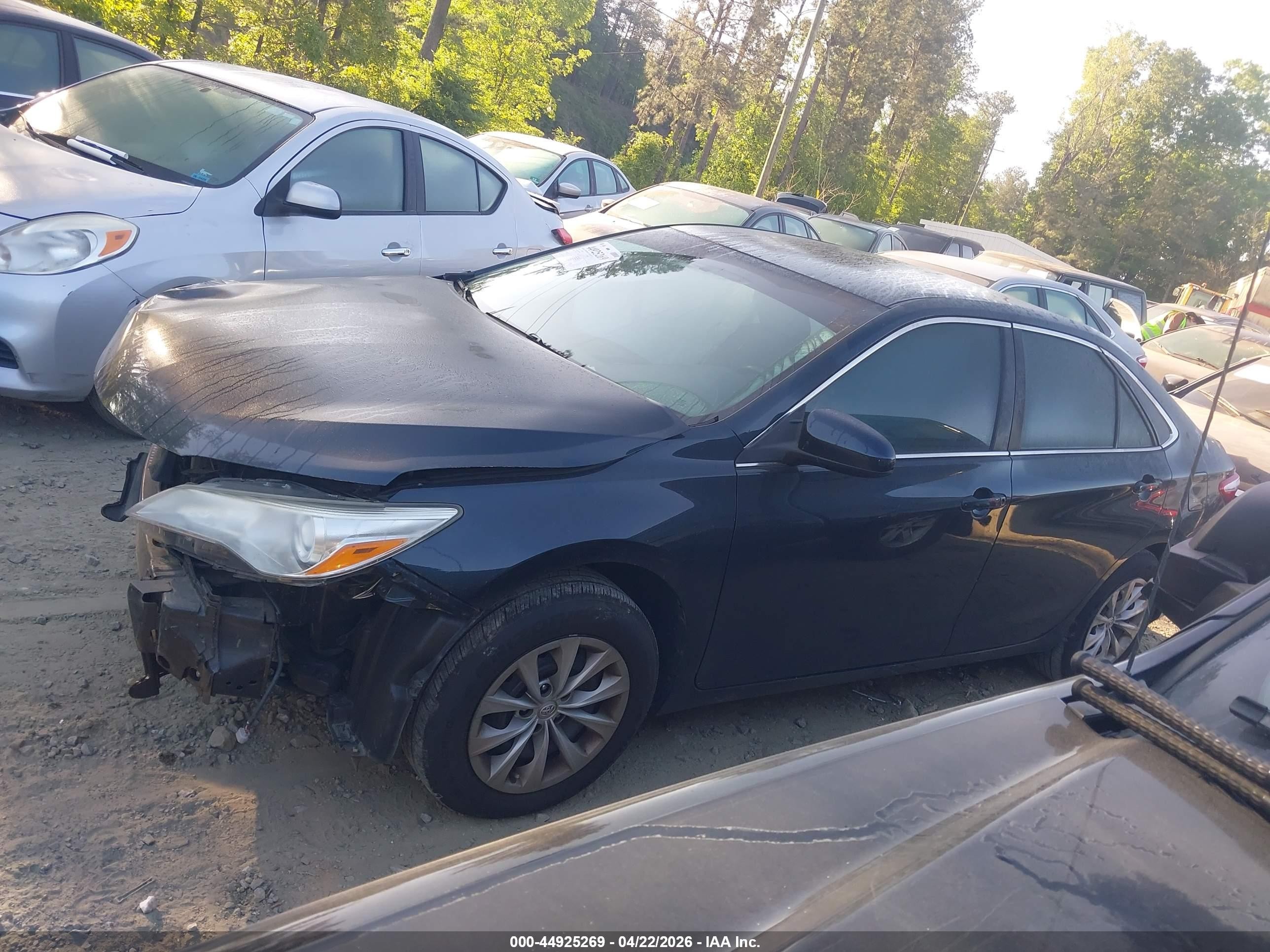 2015 Toyota Camry Le Black vin: 4T4BF1FKXFR495221