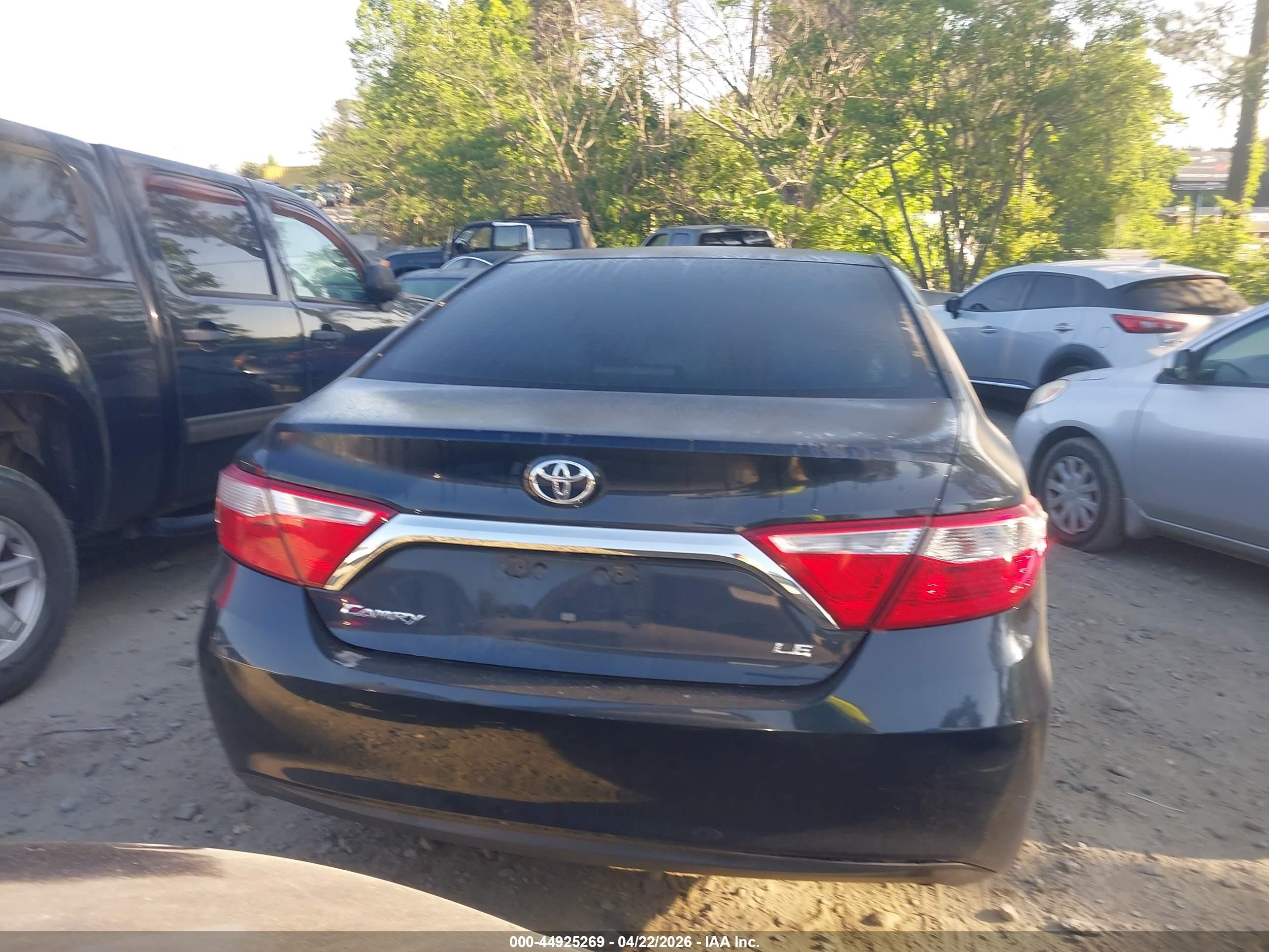 2015 Toyota Camry Le Black vin: 4T4BF1FKXFR495221