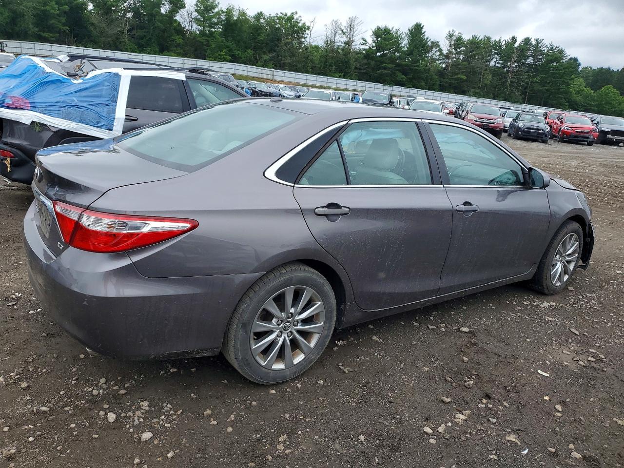 2015 Toyota Camry Xle Gray vin: 4T4BF1FKXFR495901