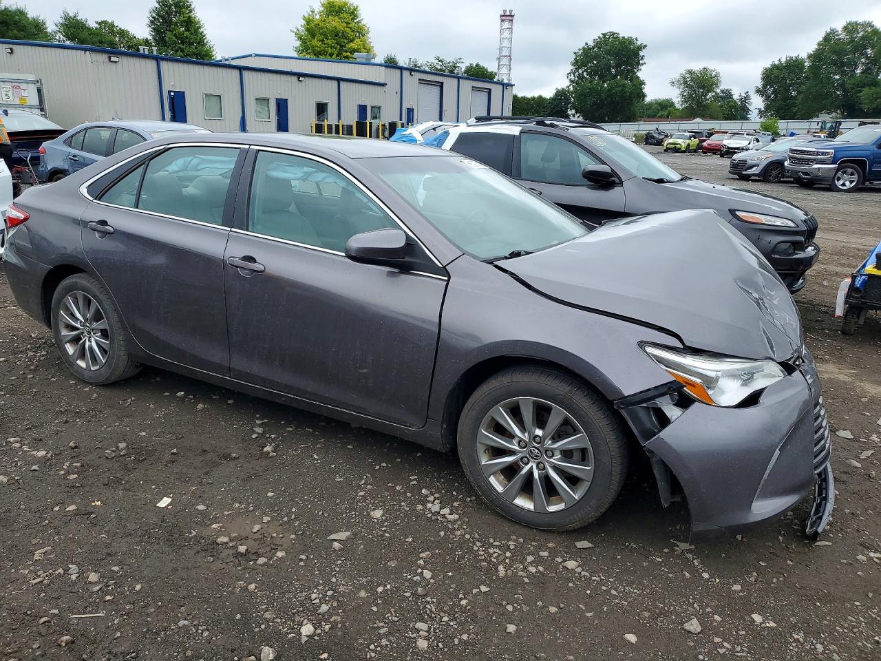 2015 Toyota Camry Xle Gray vin: 4T4BF1FKXFR495901