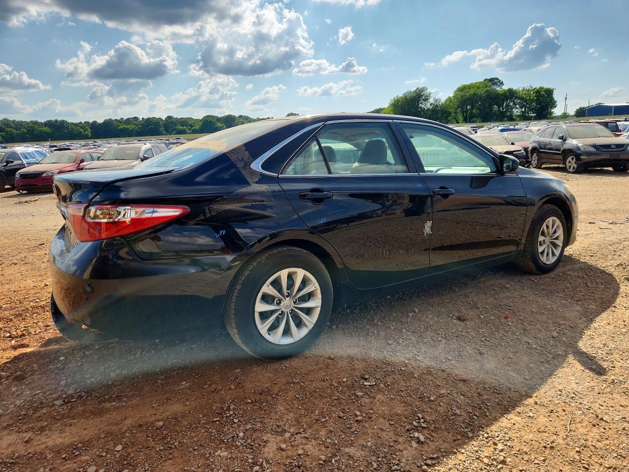 2016 Toyota Camry Le Черный vin: 4T4BF1FKXGR559758