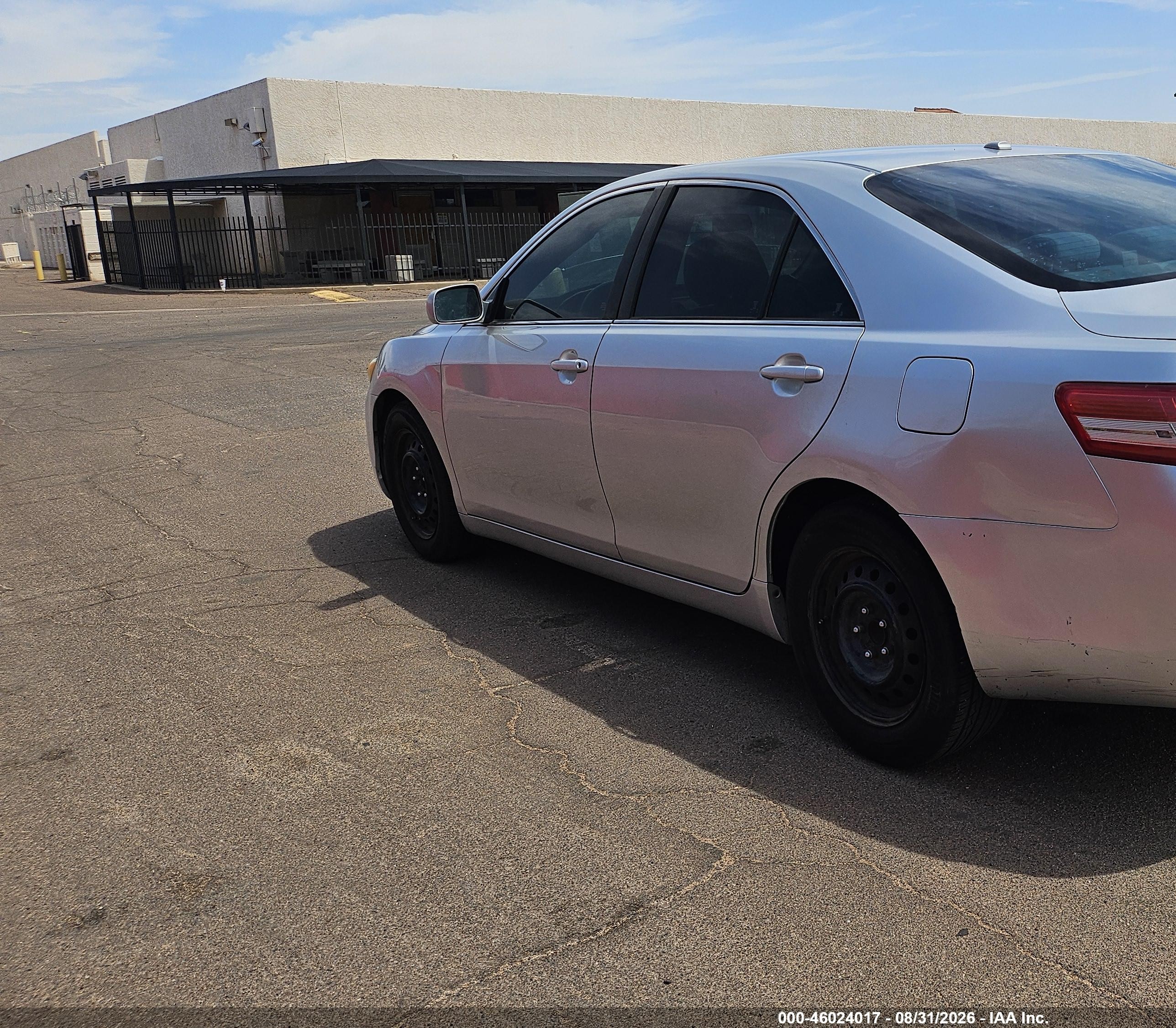 2010 Toyota Camry Se/le/xle Серебряный vin: 4T4BF3EK0AR041257