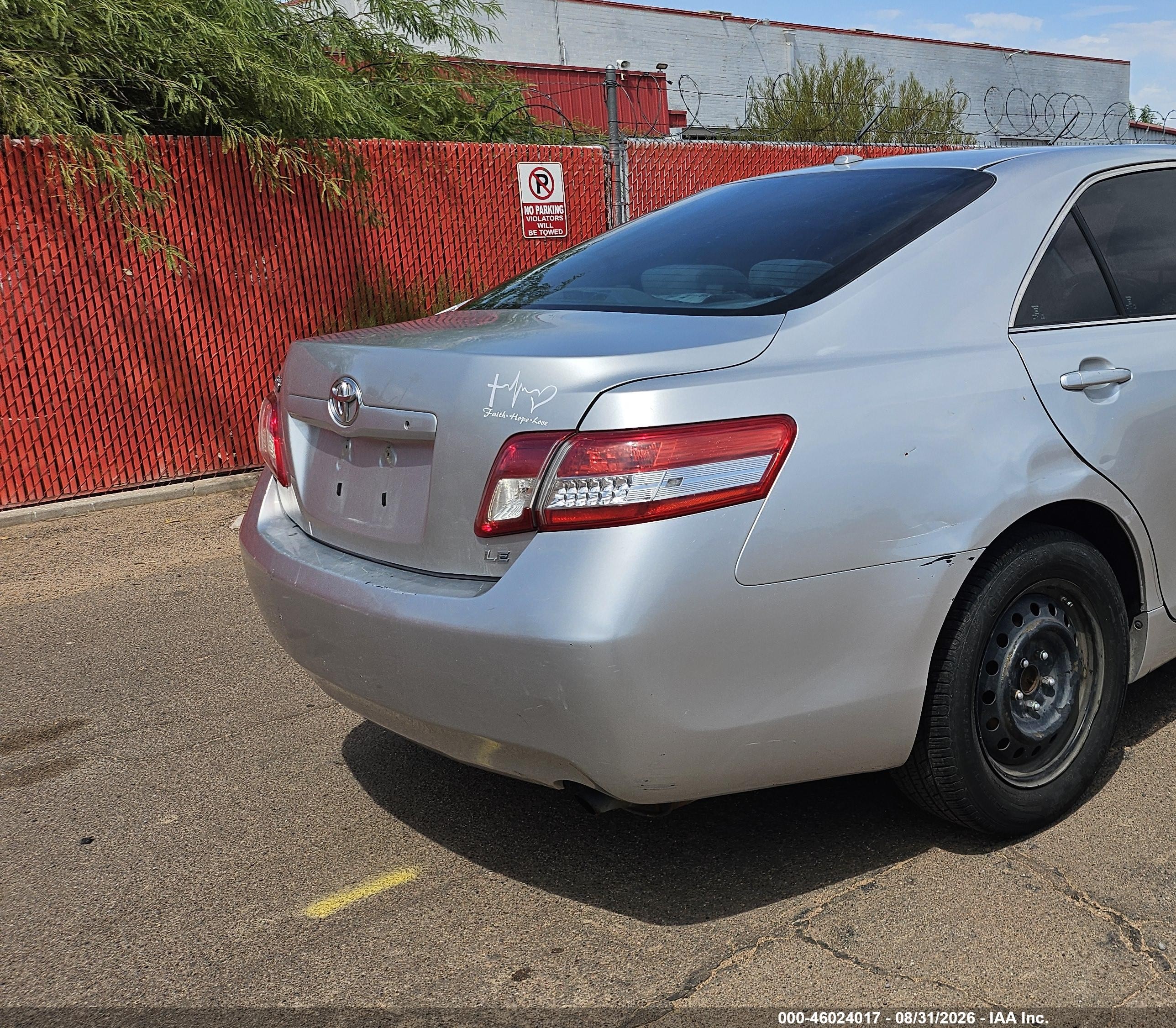 2010 Toyota Camry Se/le/xle Серебряный vin: 4T4BF3EK0AR041257