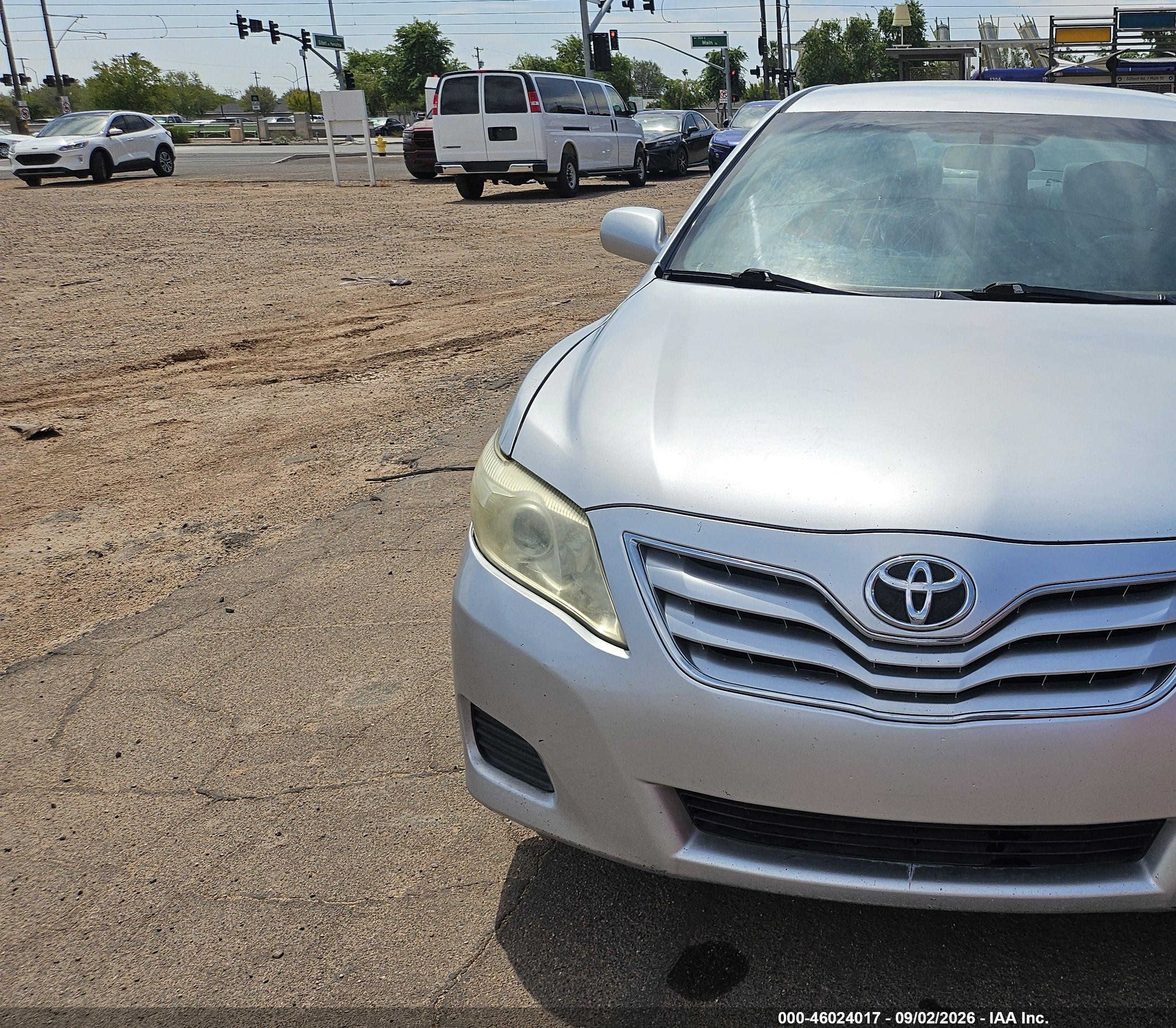 2010 Toyota Camry Se/le/xle Серебряный vin: 4T4BF3EK0AR041257