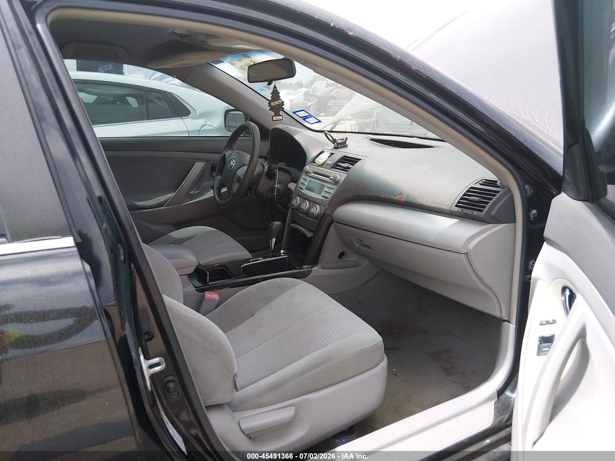 2010 Toyota Camry Le Black vin: 4T4BF3EK0AR041937