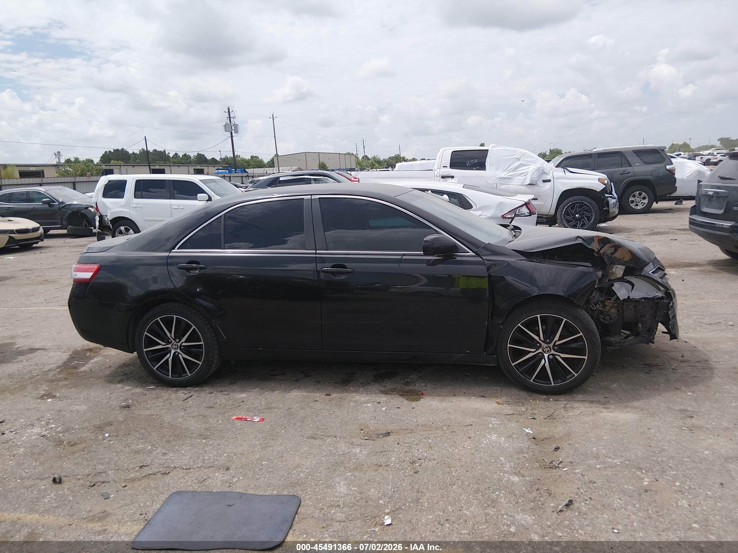 2010 Toyota Camry Le Black vin: 4T4BF3EK0AR041937