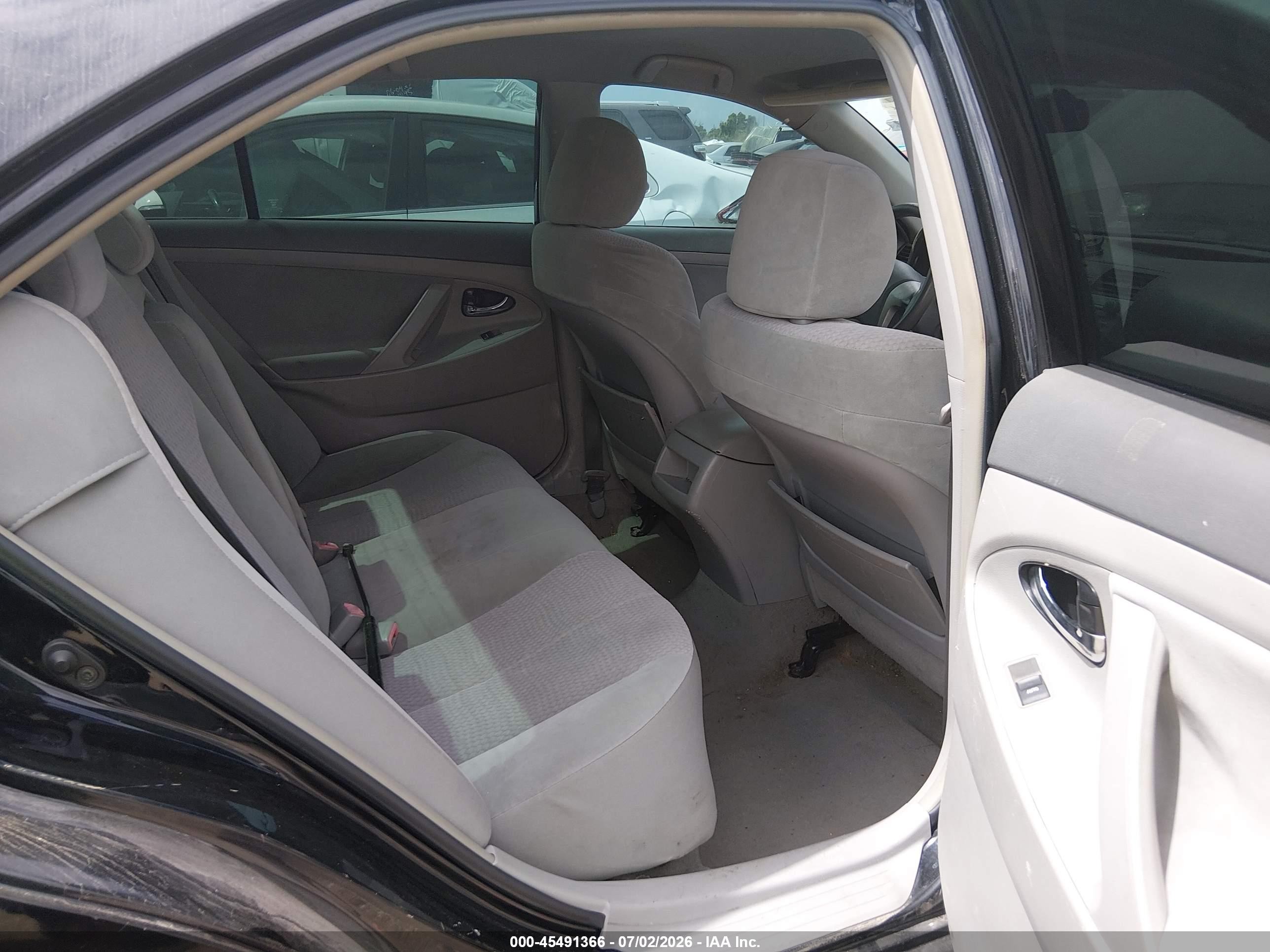 2010 Toyota Camry Le Black vin: 4T4BF3EK0AR041937