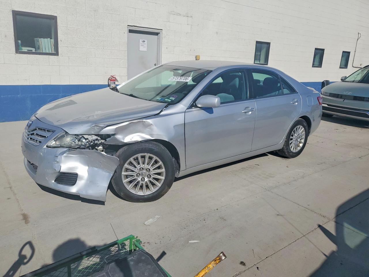 2010 Toyota Camry Le White vin: 4T4BF3EK0AR058799