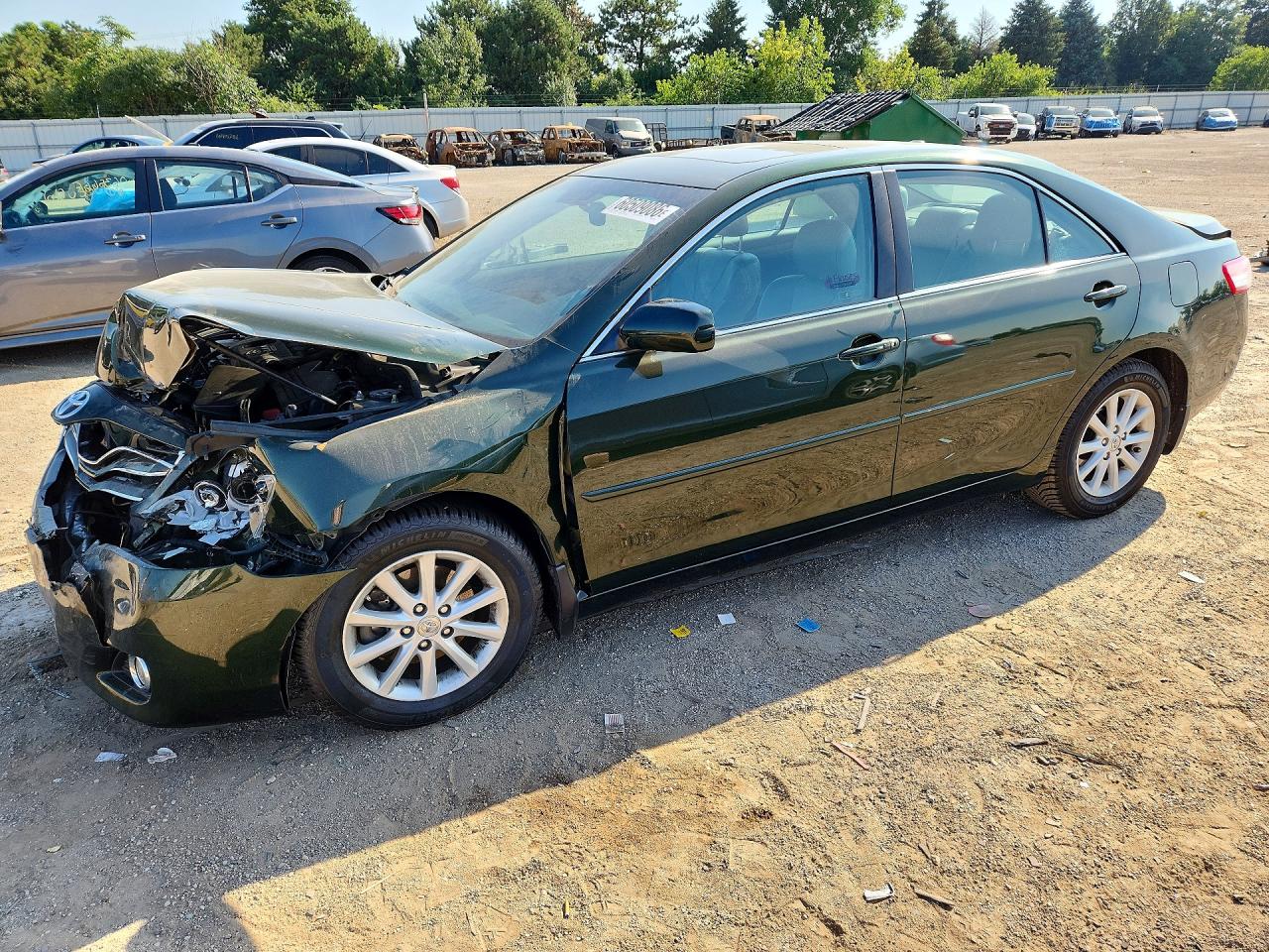 2010 Toyota Camry Xle Green vin: 4T4BF3EK0AR059399