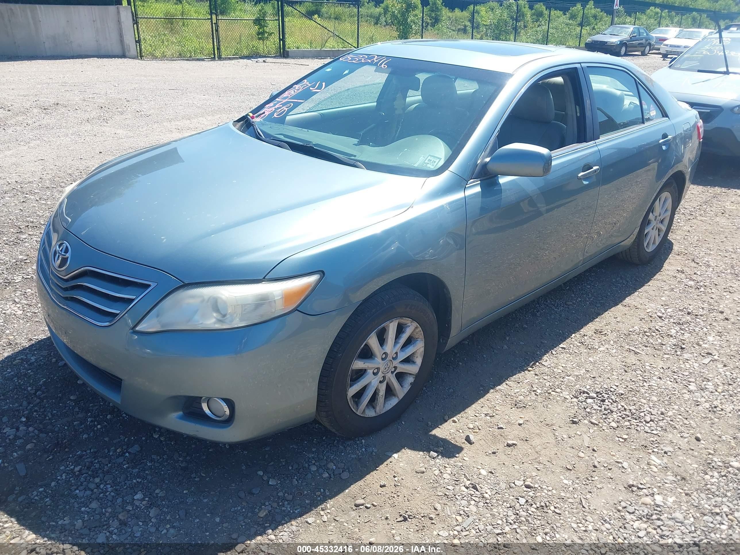 2010 Toyota Camry Xle Green vin: 4T4BF3EK0AR061153