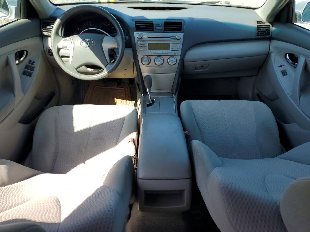 2010 Toyota Camry Base Silver vin: 4T4BF3EK0AR082195