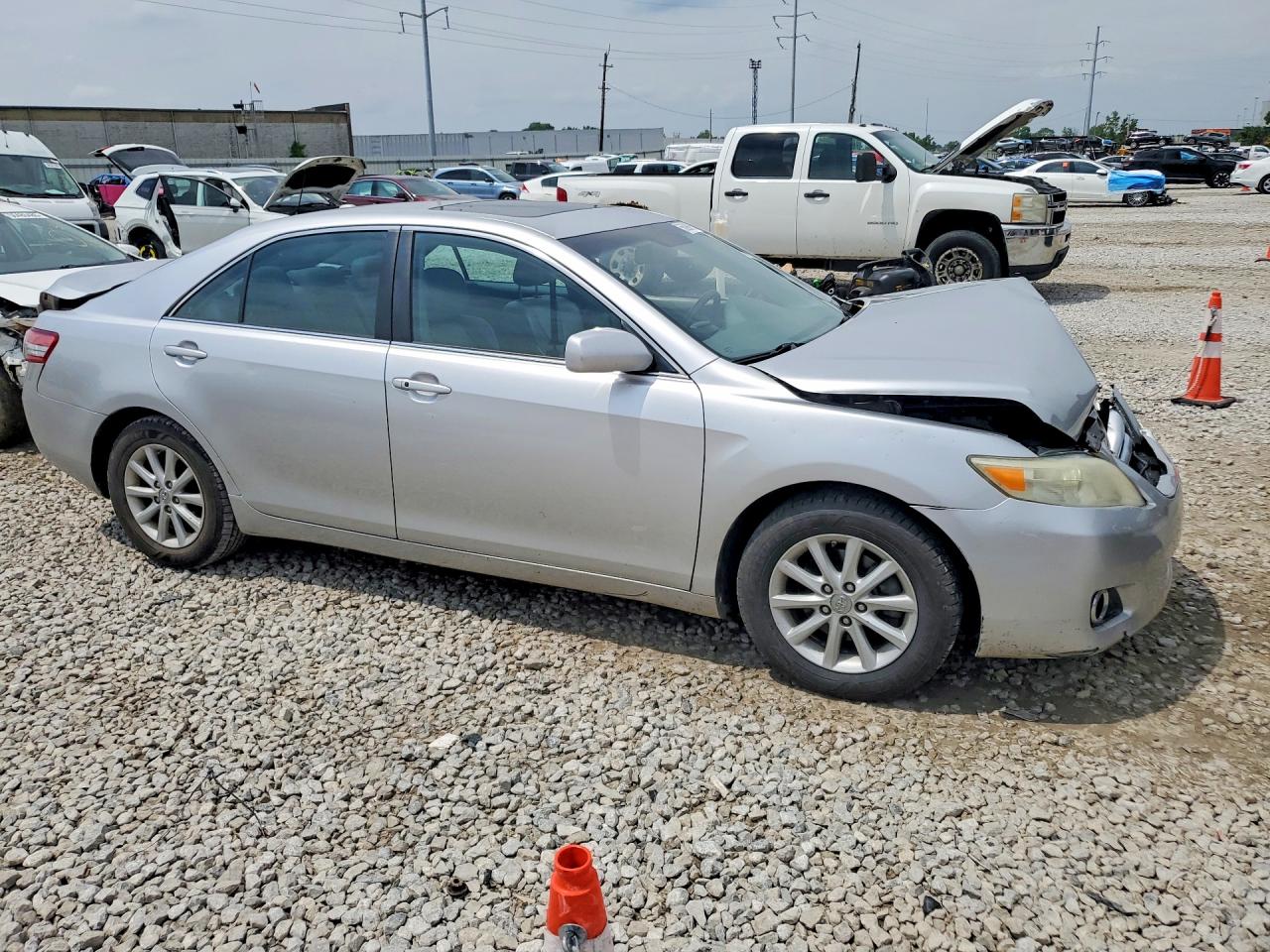 2010 Toyota Camry Xle Серебряный vin: 4T4BF3EK0AR083878