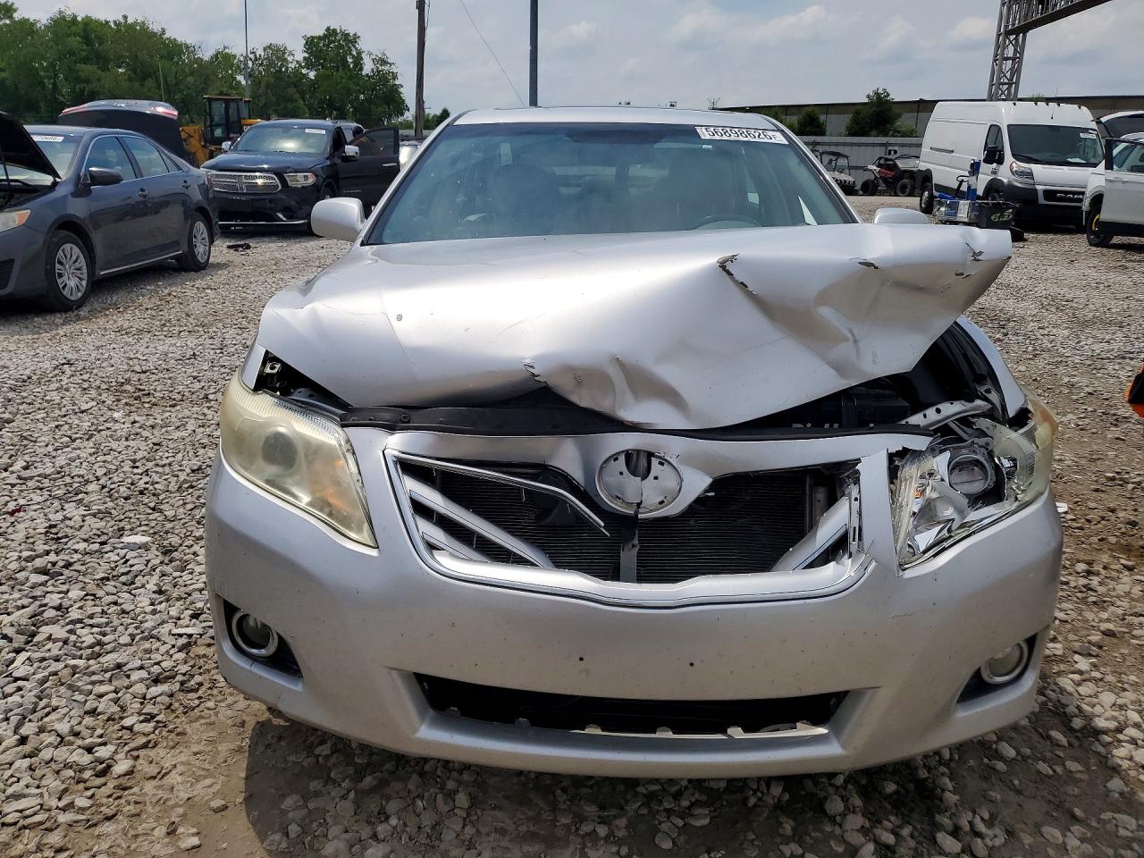 2010 Toyota Camry Xle Серебряный vin: 4T4BF3EK0AR083878
