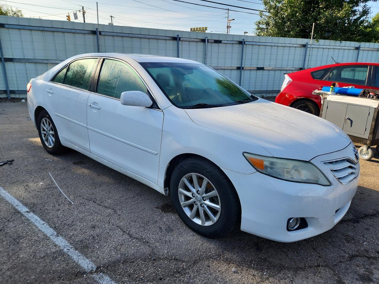 2011 Toyota Camry Xle White vin: 4T4BF3EK0BR093148