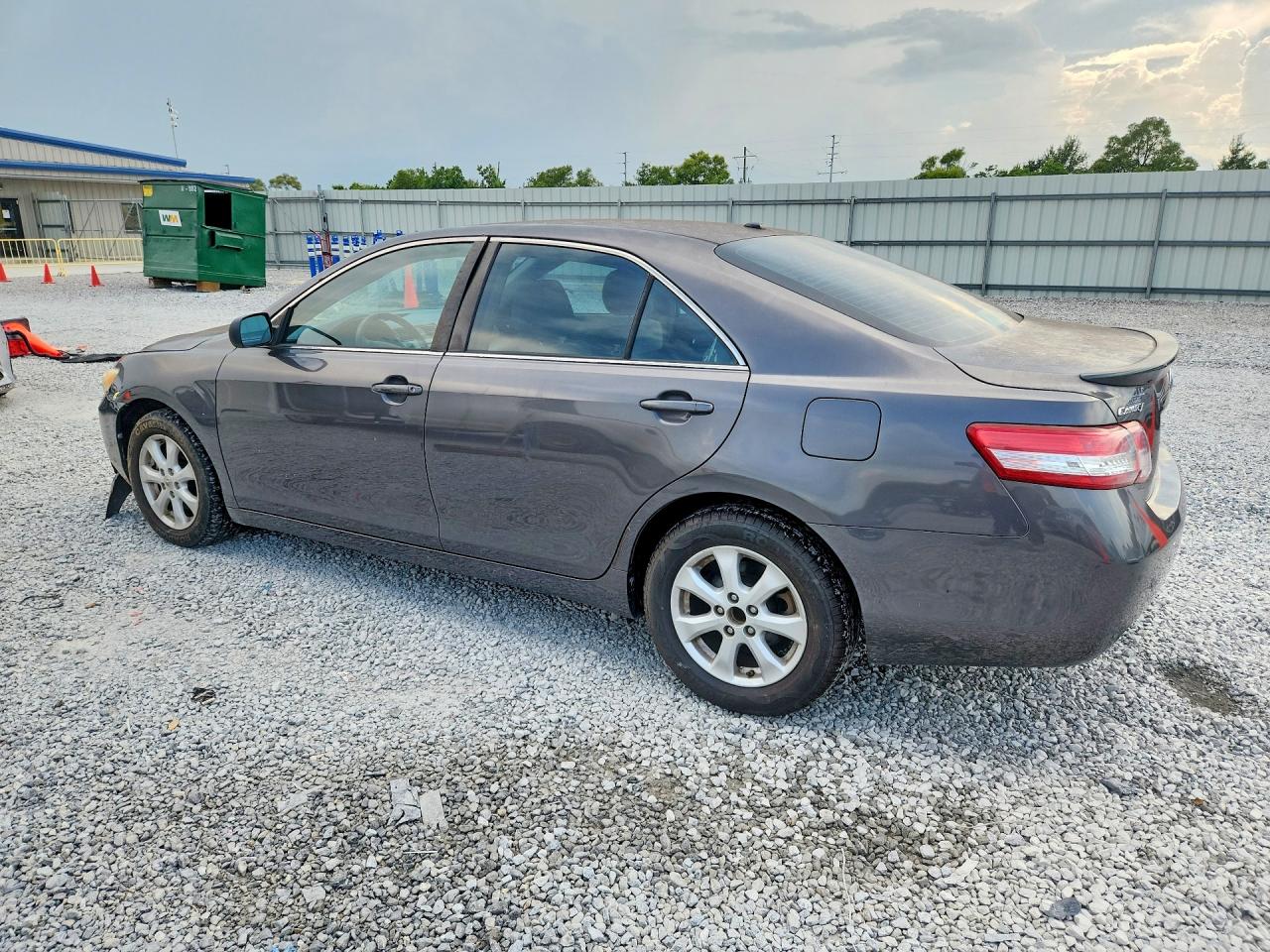 2011 Toyota Camry Le Gray vin: 4T4BF3EK0BR094381