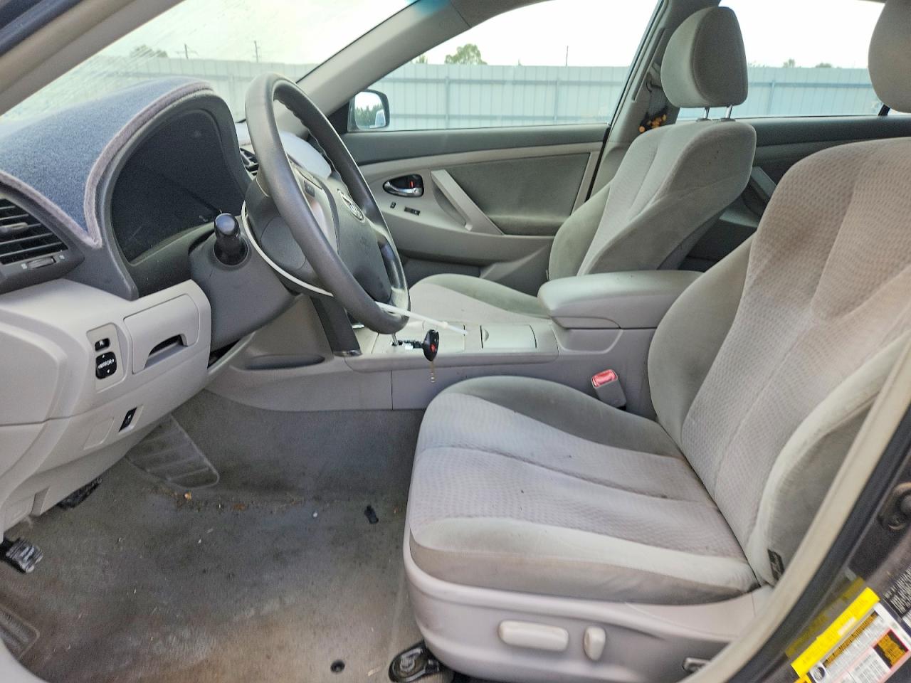 2011 Toyota Camry Le Gray vin: 4T4BF3EK0BR094381
